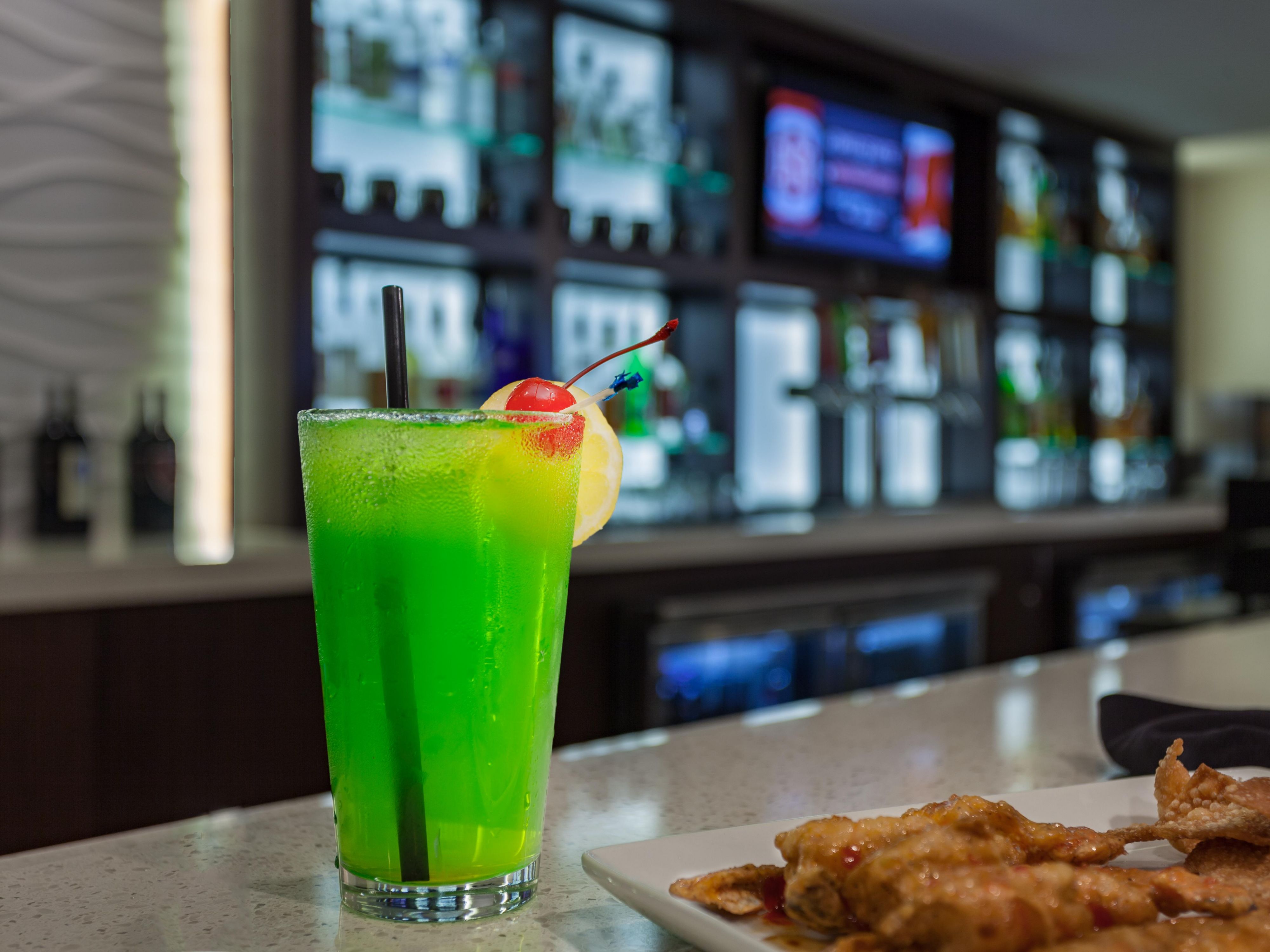 Enjoy the Boathouse Bar and Grill, our onsite restaurant, serving cocktails, wine, and over a dozen Texas craft beers on tap, alongside shareable apps, salads, burgers, seafood, steaks, and desserts. Open daily for breakfast and dinner with HDTVs, lounge seating, and plenty of outlets.