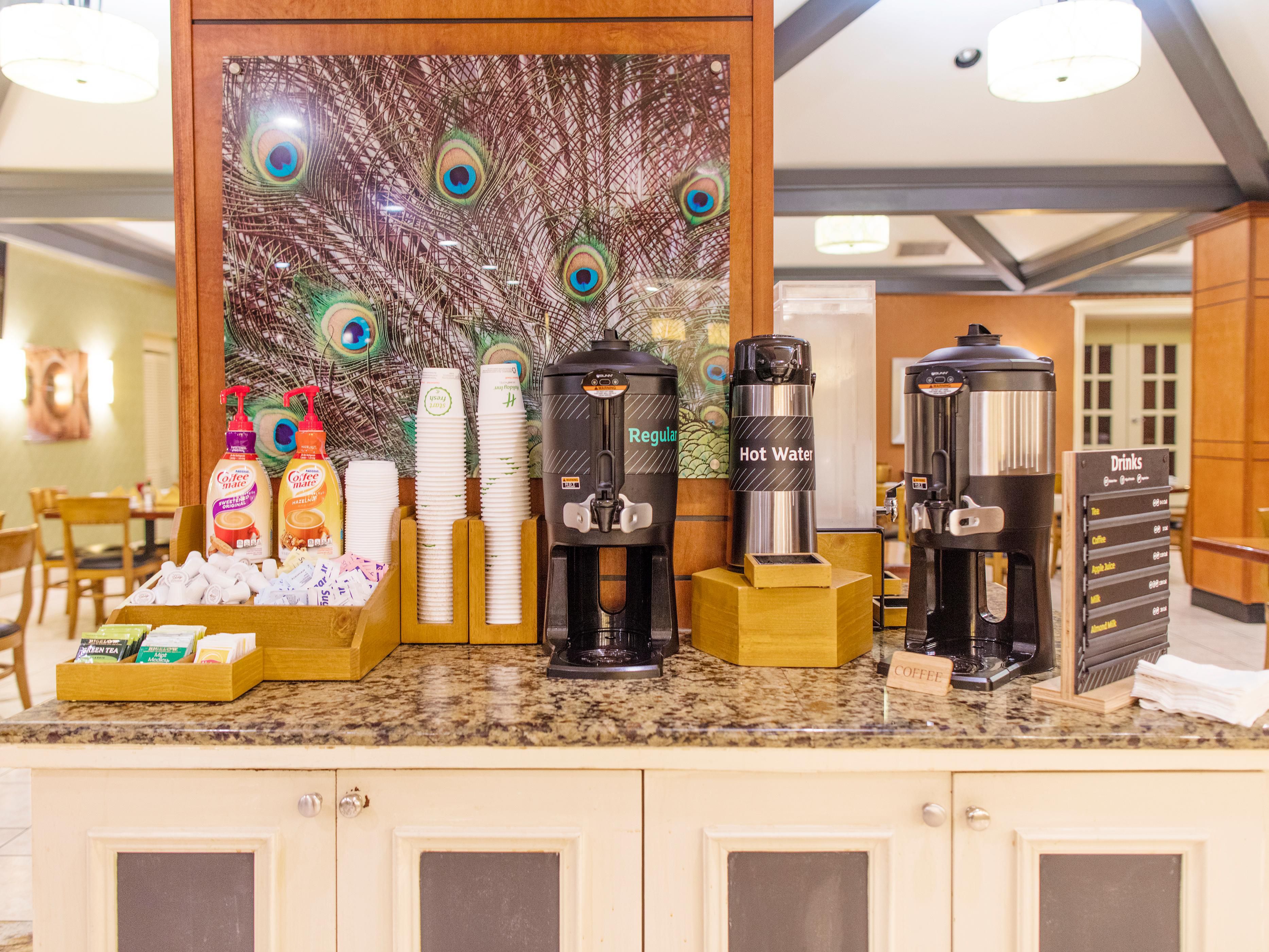 Experience the delicious essence of Austin with our tantalizing breakfast and to-go dinner menus. Start your day with a delicious breakfast. Indulge in a symphony of flavors crafted with local ingredients, from mouthwatering morning delights to savory evening feasts. 