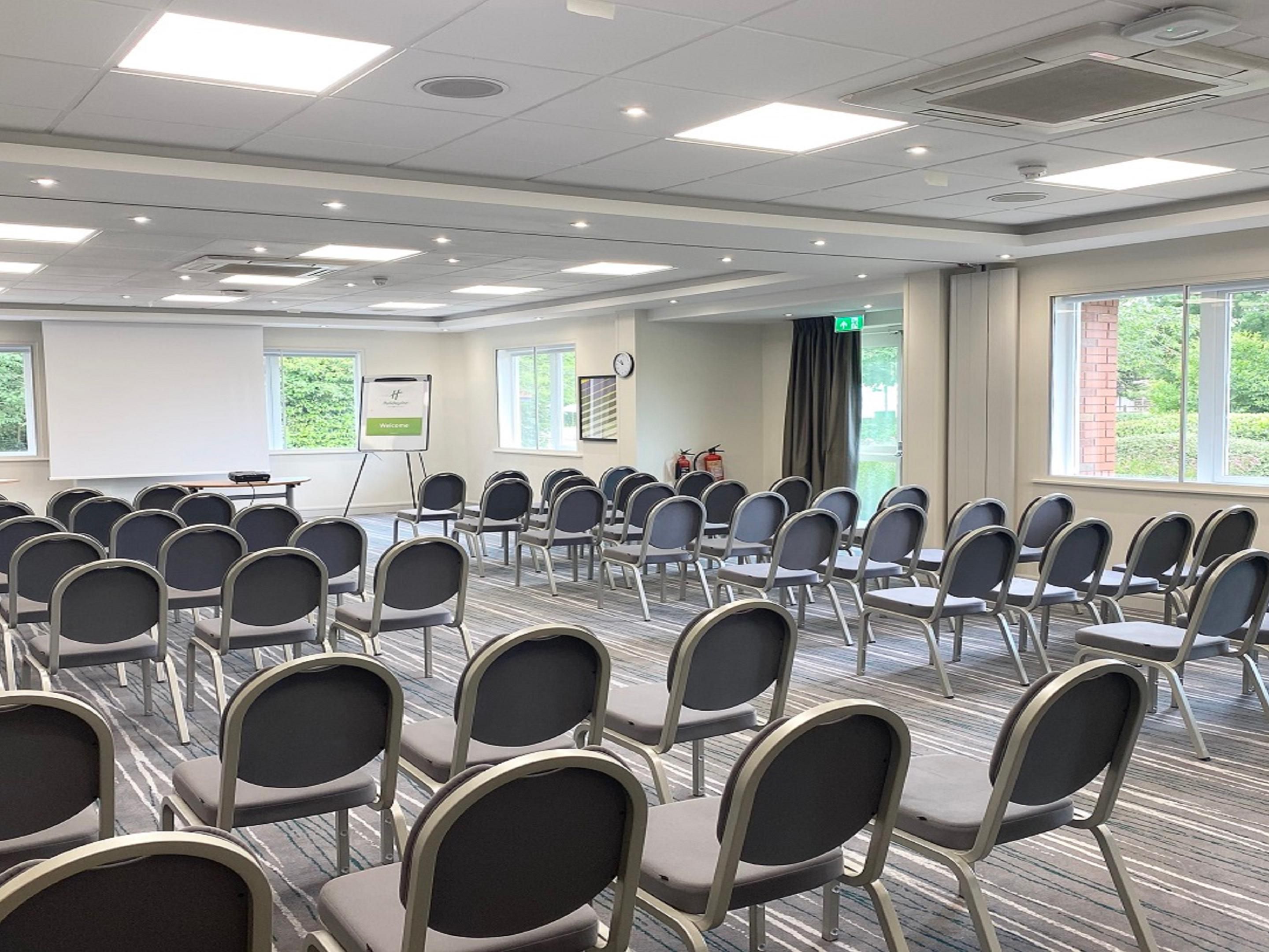 The hotel offers 7 meeting rooms, ranging from boardroom for 2 or functions for up to 110 guests. Expect great service, wonderful food selections and all your AV needs. Please contact us for further details