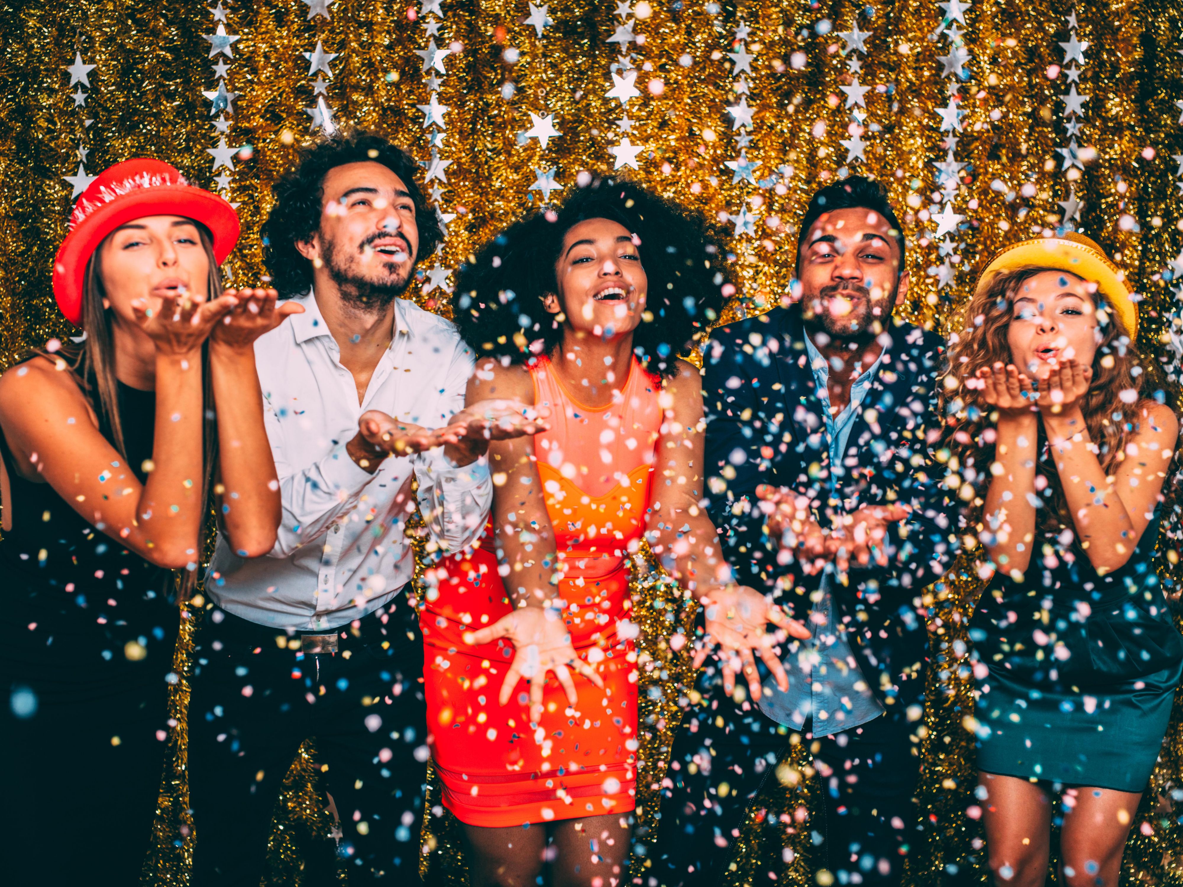 Celebrate the magic of the season with us!
From intimate family get-togethers to lively Joiner Christmas Party Nights, we have something for everyone this festive season. Whether you're planning a cosy meal or a full-on party night, let us make it unforgettable.