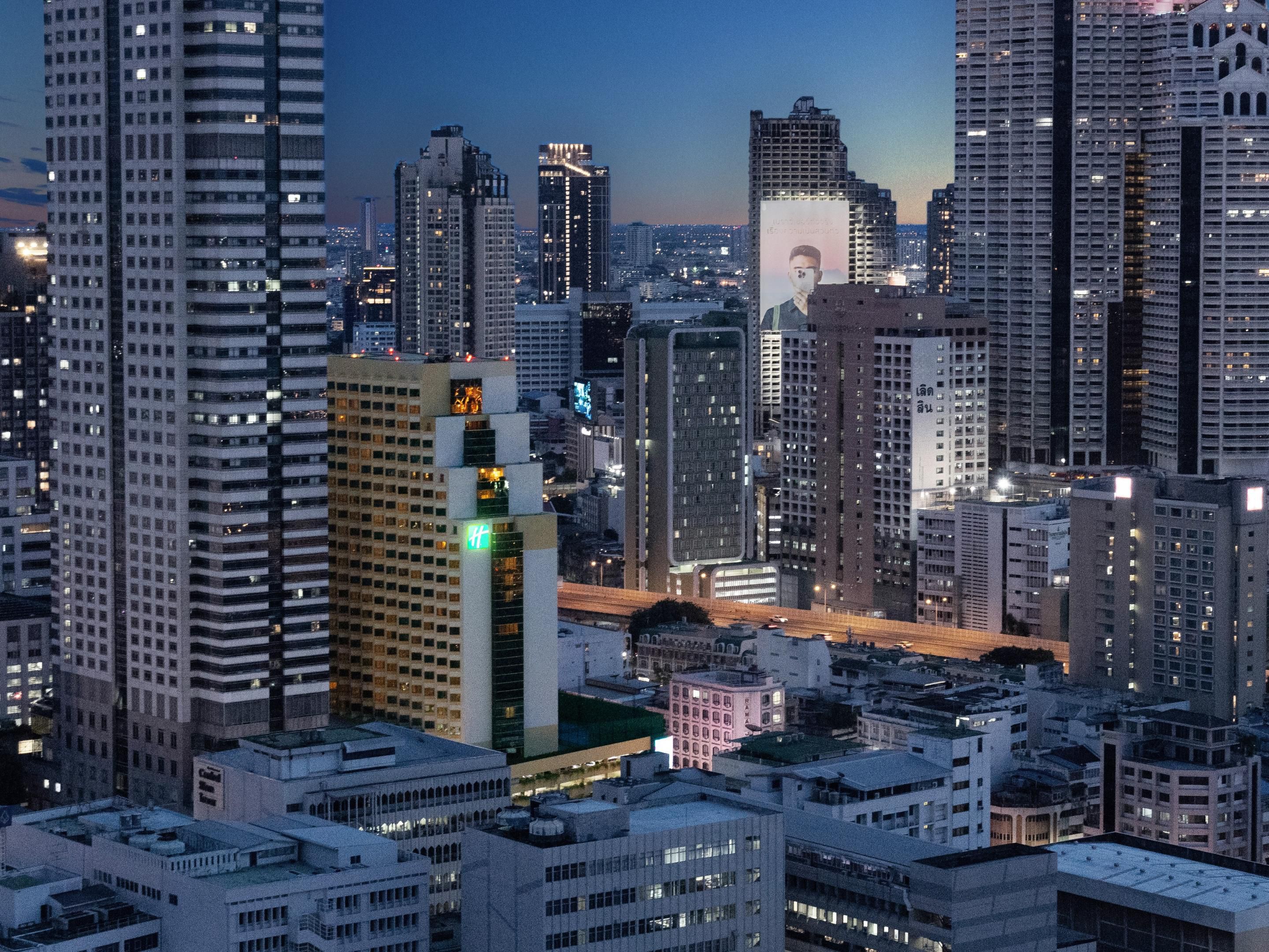 Situated just a seven-minute walk from Surasak Skytrain Station, our Silom hotel offers seamless connectivity in Bangkok. With easy access to two expressways leading to Suvarnabhumi International Airport and Don Muang Airport, our strategic location allows you to make the most of your stay with effortless travel and easy exploration.