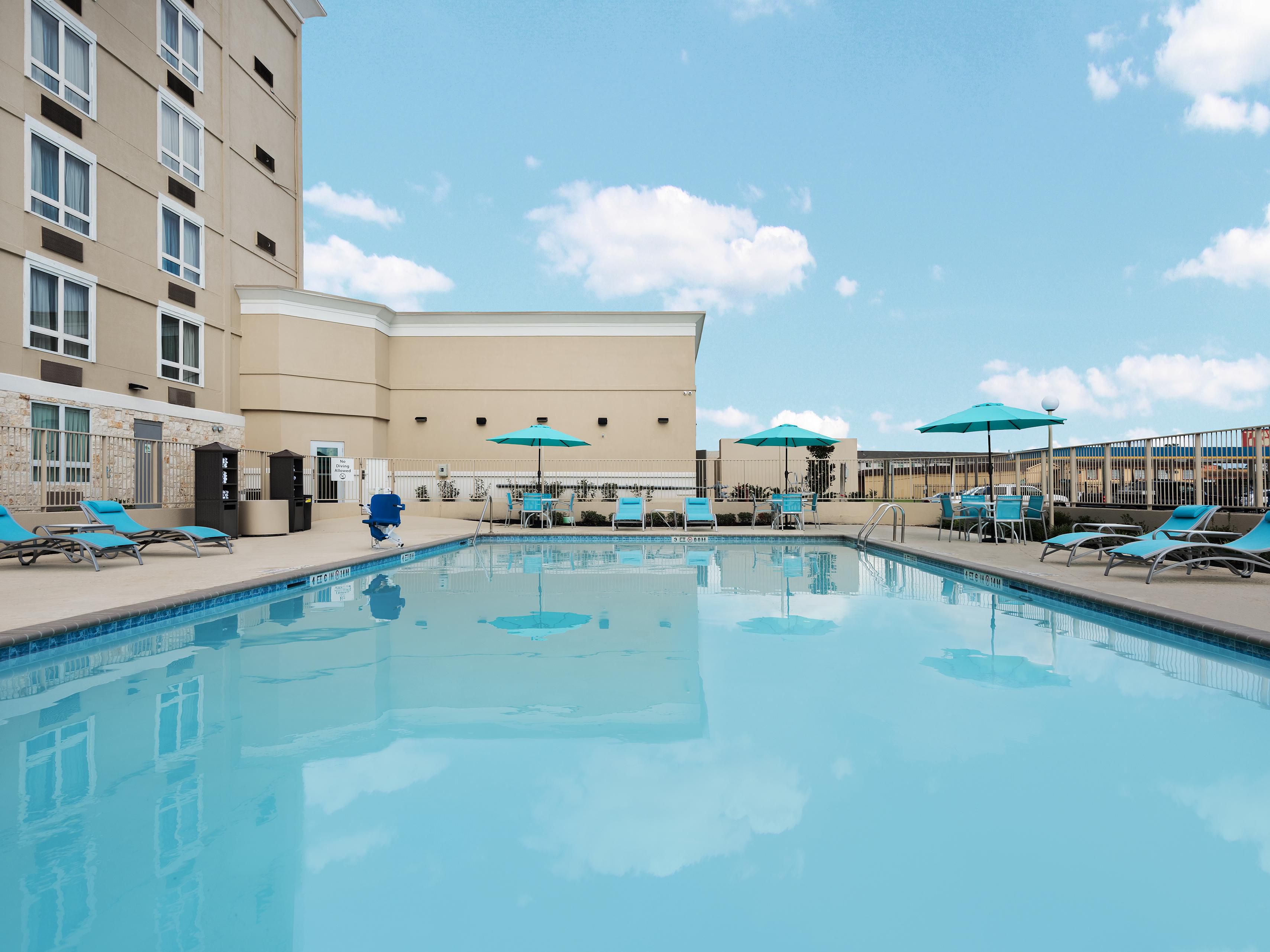 Have a morning or afternoon dip in our outdoor pool.