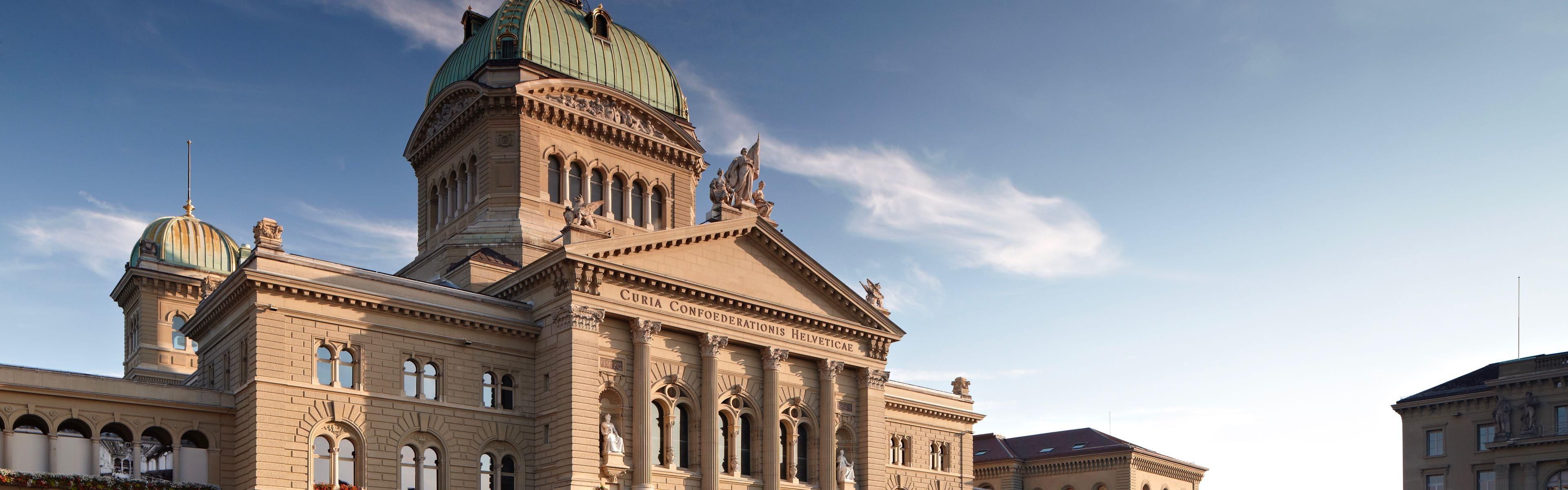 City Trip UNESCO Bern - Bundeshaus - Parliament Building