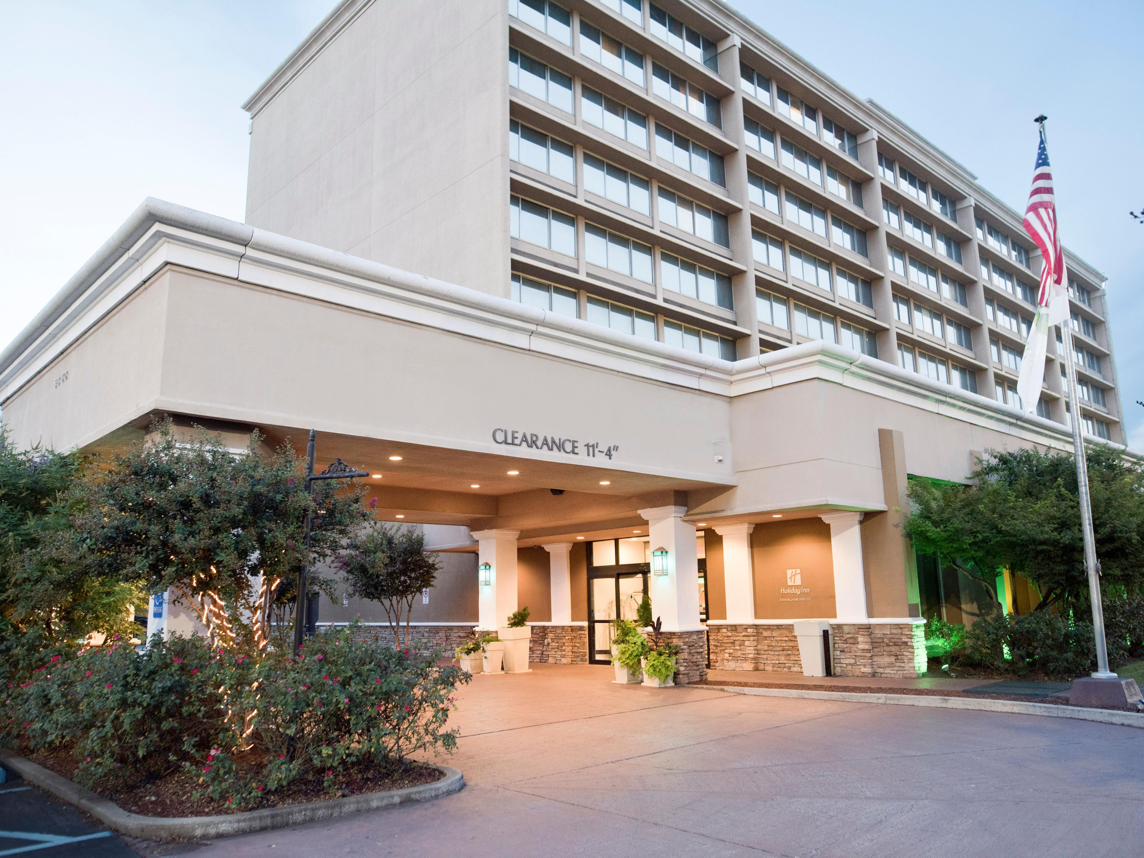 Travel with ease using our complimentary airport shuttle service to and from Birmingham-Shuttlesworth Airport. Operating daily from 4:00 AM to Midnight, our shuttle ensures hassle-free transportation for all your travel needs.