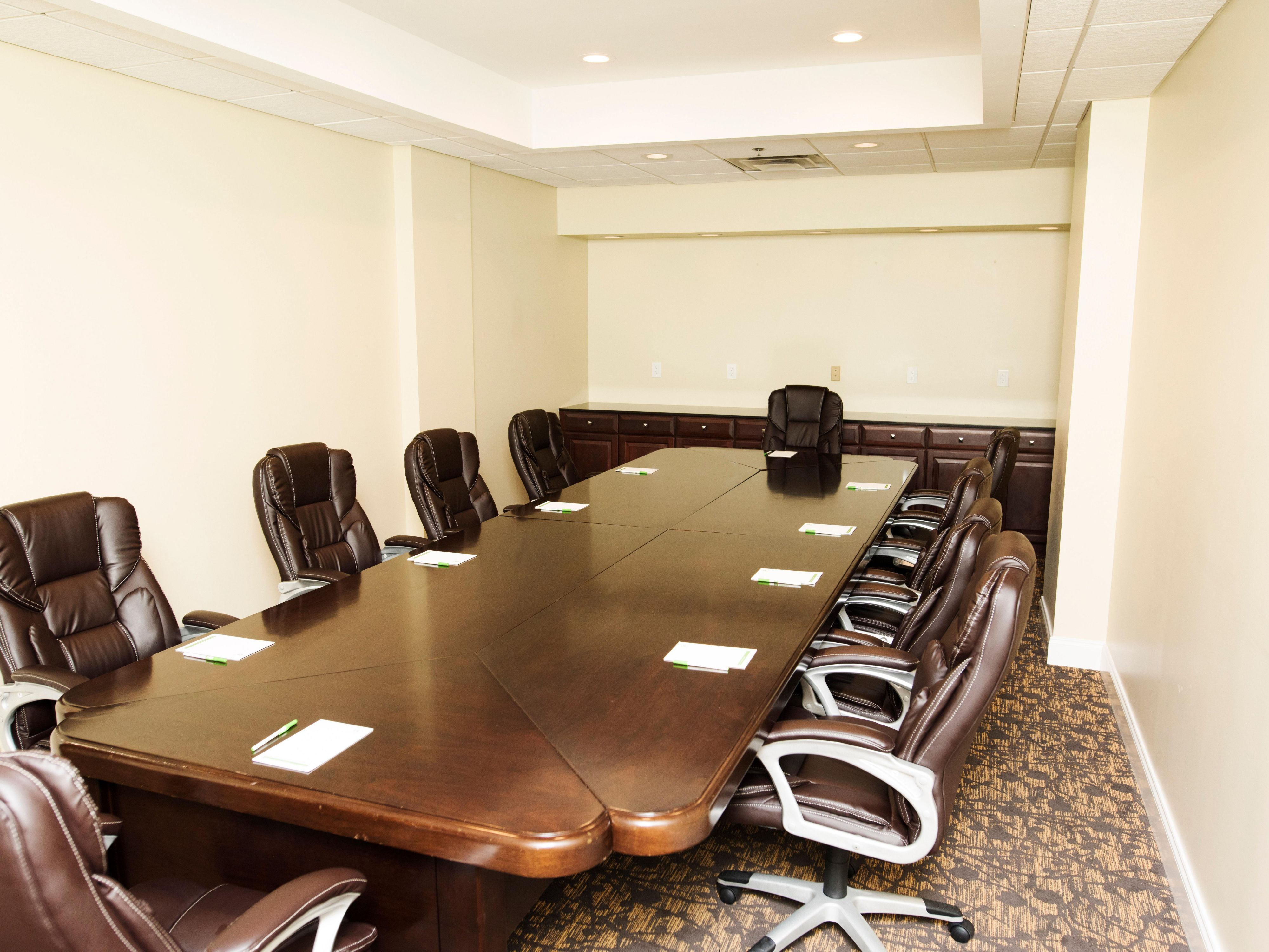 Host corporate meetings and social events in our 2,808 square feet of versatile meeting space, spread across five rooms for up to 170 guests. From Ballroom to Boardroom, we provide the ideal space for every occasion. With A/V equipment rentals, catering options, and personalized services, we ensure your gathering is nothing short of exceptional!