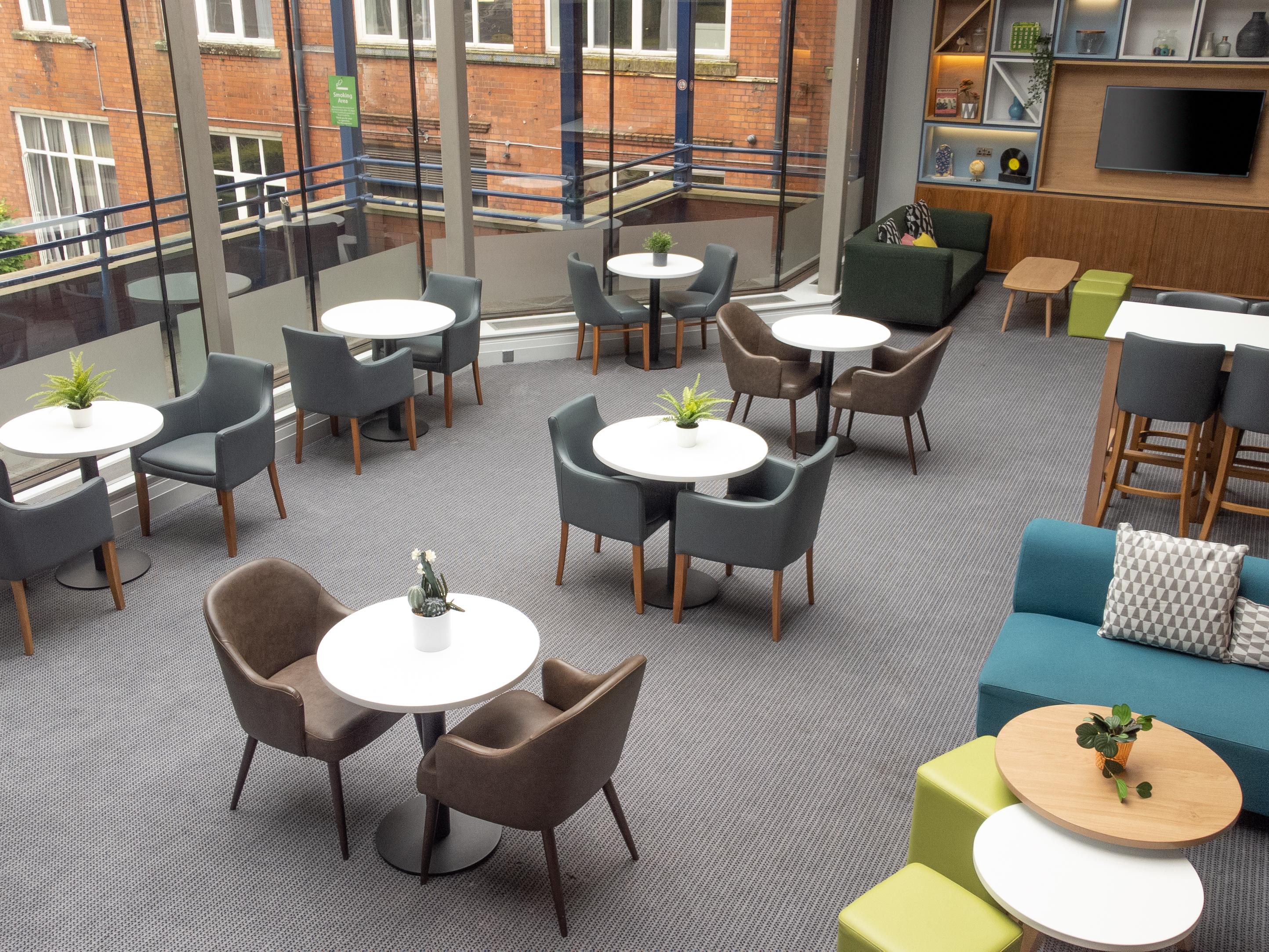 Hardies Restaurant and Lounge is delighted to announce the launch of our new menu. A varied menu with a dish to suit all diners, book your table now!