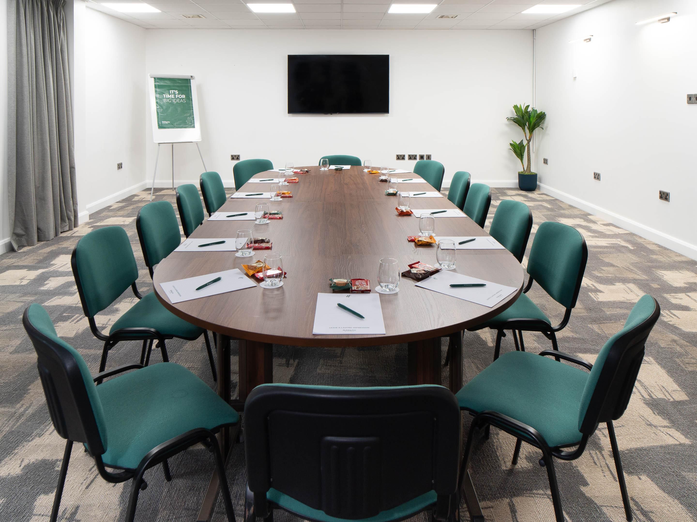 The hotel has two flexible event rooms which can host meetings of up to 60 people when combined. There's natural daylight, air-conditioning, and free Wi-Fi. The hotel's friendly event team can help with arrangements, from AV equipment to your specific catering needs.