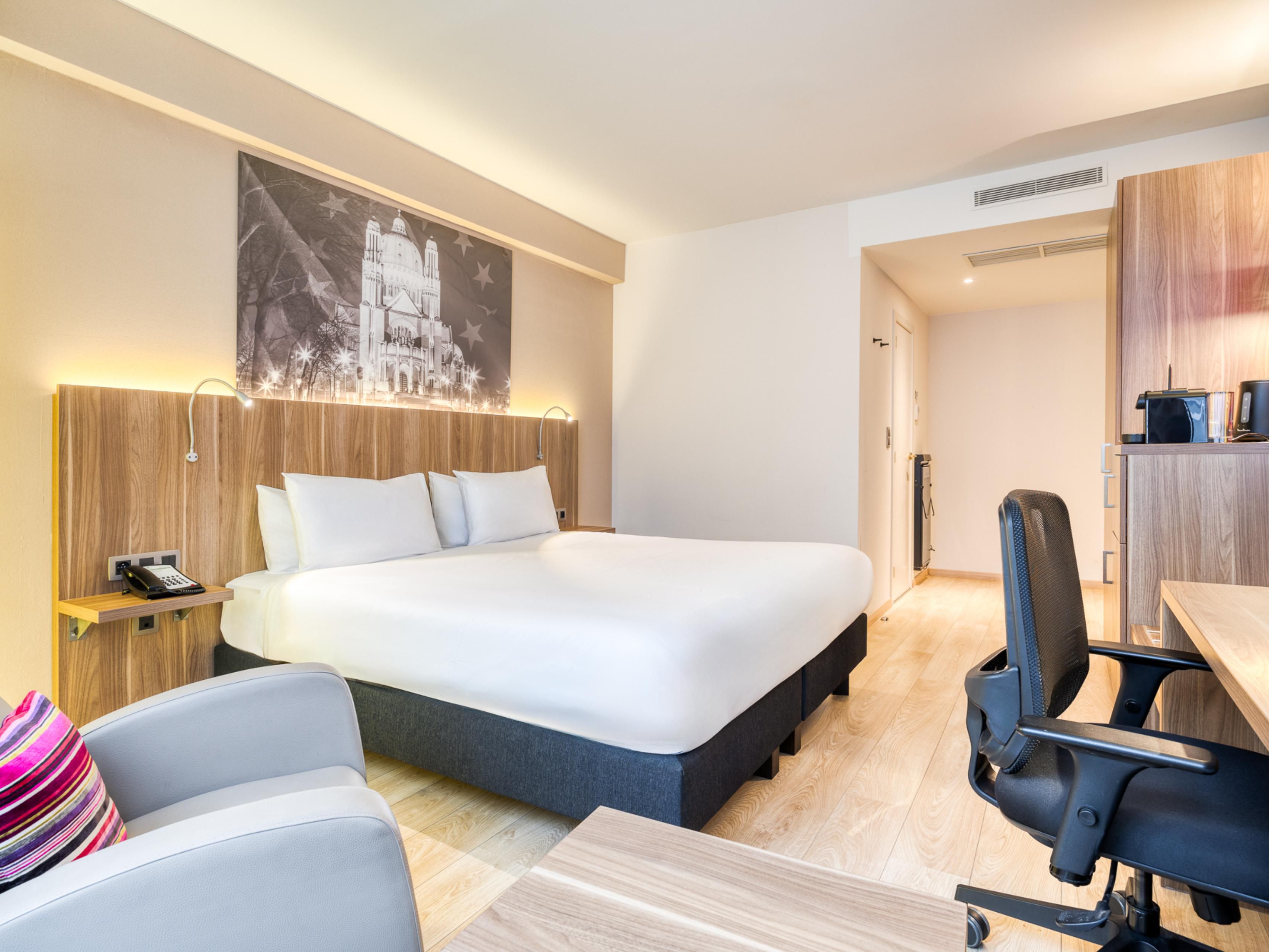 A complete view of the spacious Standard King Room