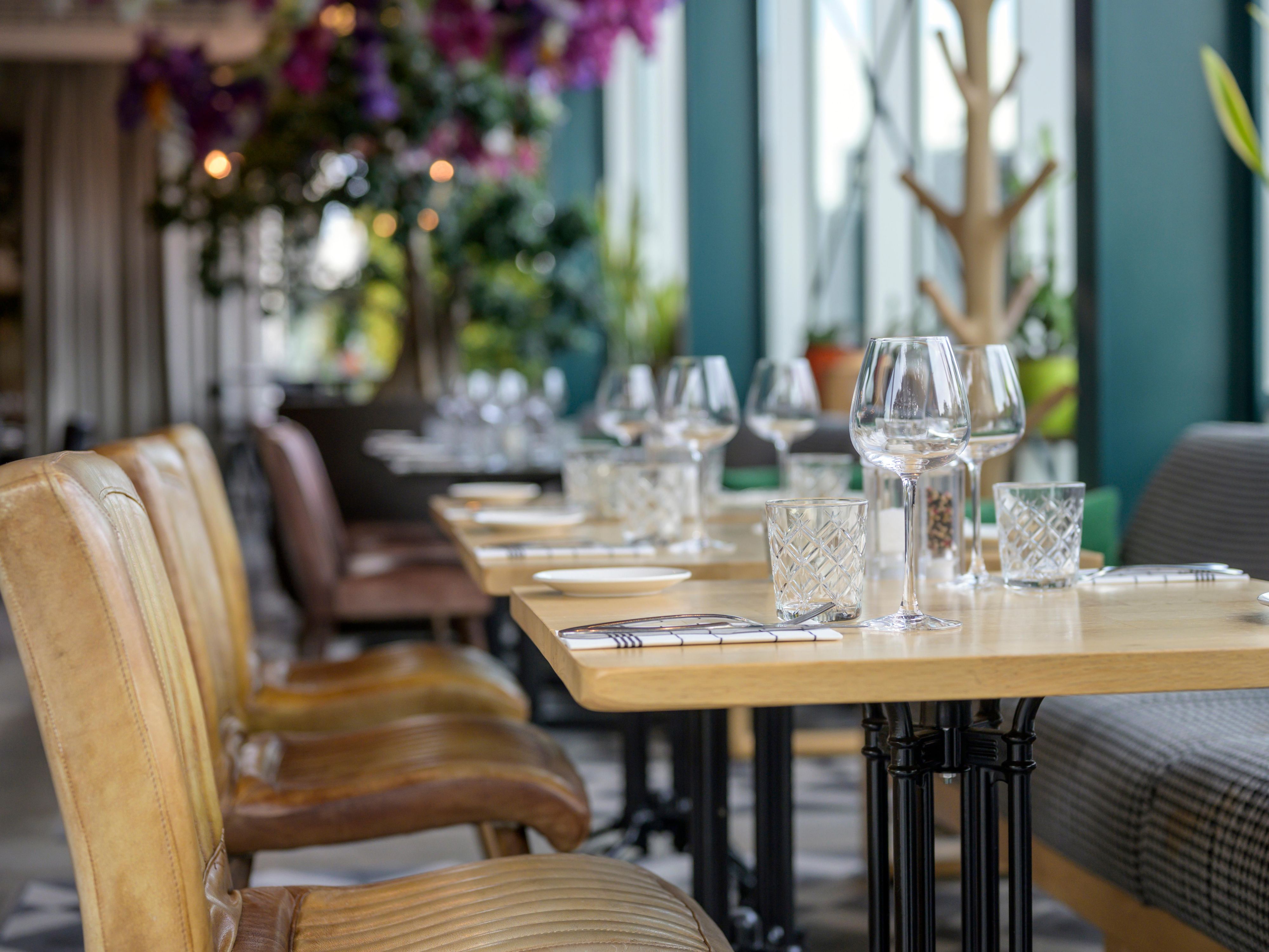 Lunch just got better!
Join us Monday to Friday for our exclusive Business Lunch at just €29.00 pp! 
What’s included ? Soup of the Day + your choice of ANY main course from our entire menu! 
Perfect for colleagues, clients, or just treating yourself. 
Book your table today and make your lunch break the highlight of your day. 
We’ll see you soon