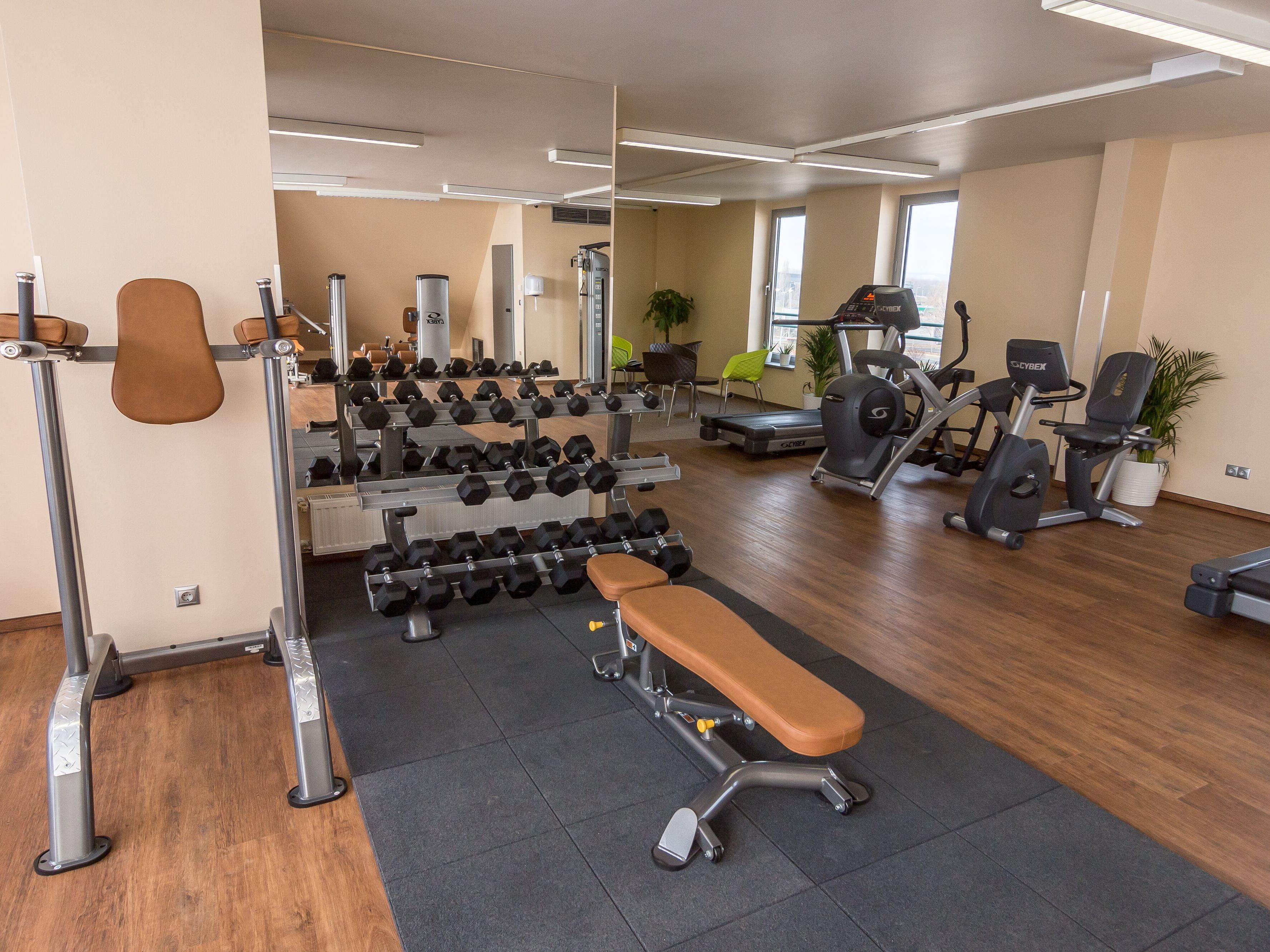 Fitness Centre is available to all our guests free of charge between 6:00 AM and 11:00 PM. The machines and equipment in the fitness room, assembled by experts, help our guests to actively relax. Whether it's free weight or cardio training, you will find the right equipment in our fitness room, and that you can always enjoy the Panorama of Budaörs
