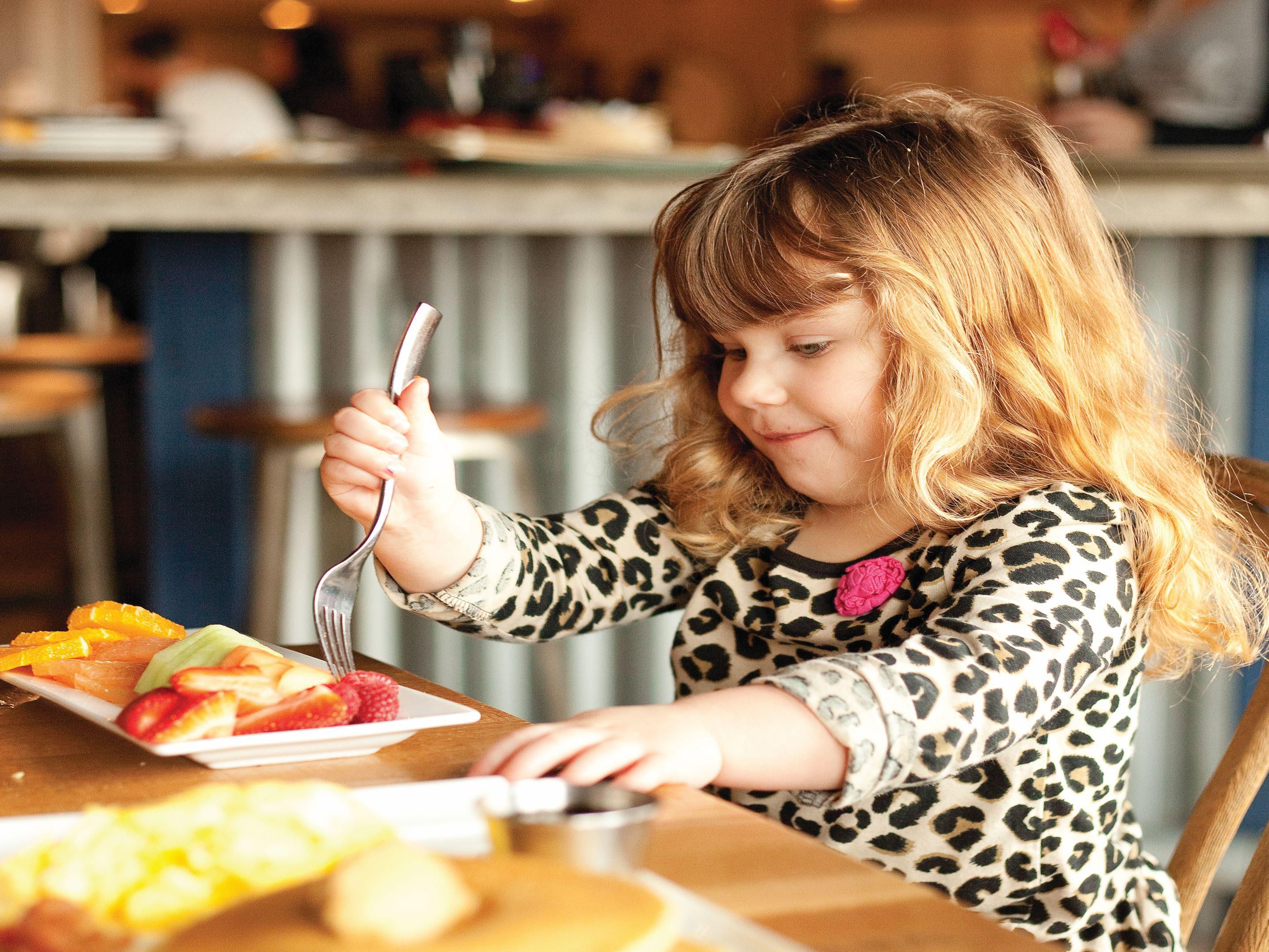 We are happy to please the little ones in house, enjoy in your stay or Holiday Inn delivery service.
Terms and conditions apply.