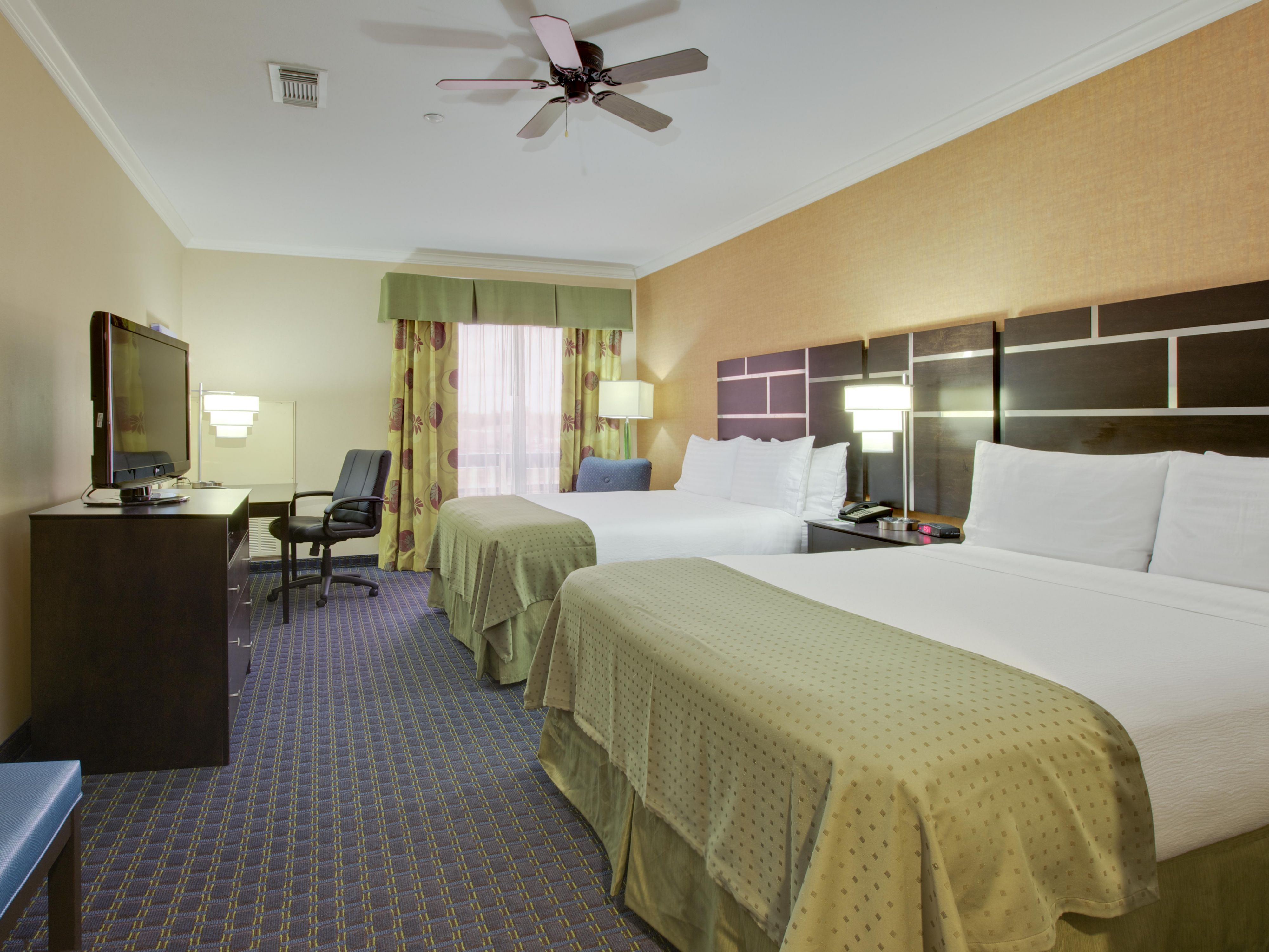 Our Two Queen Bed Rooms Are Perfect For Family And Friends