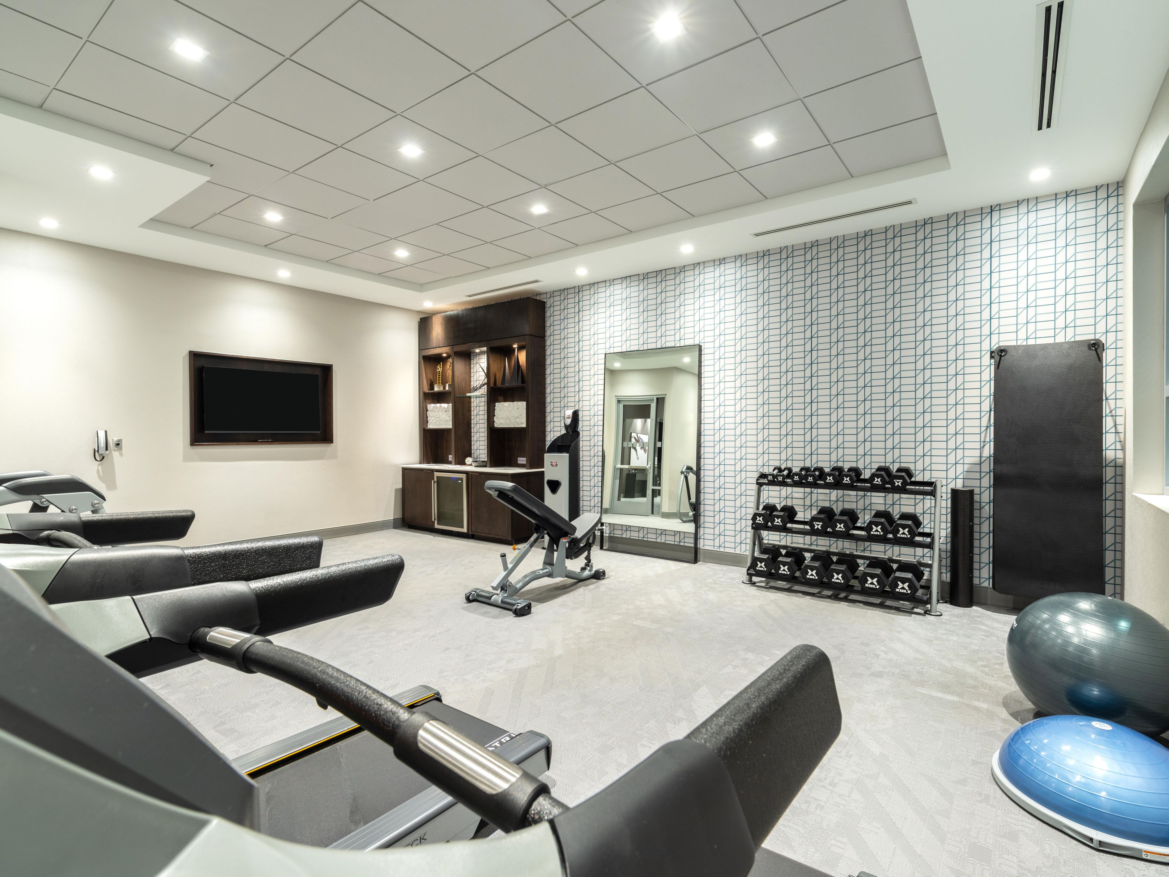 Get pumped and stay on track with your fitness routine! 