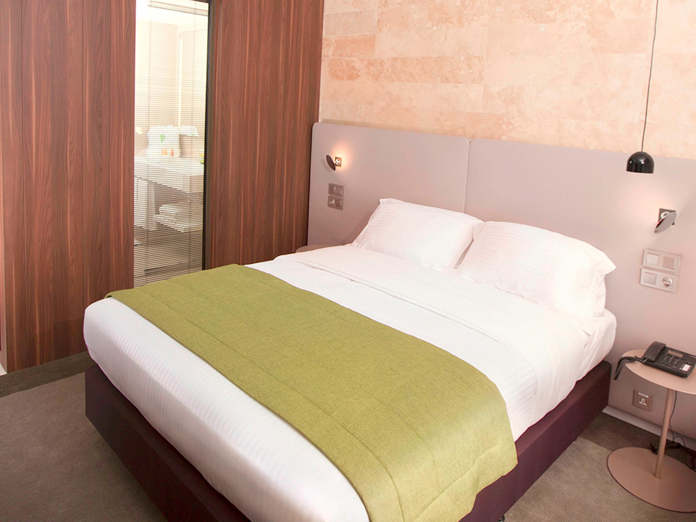 Standard Room overlooking the Park