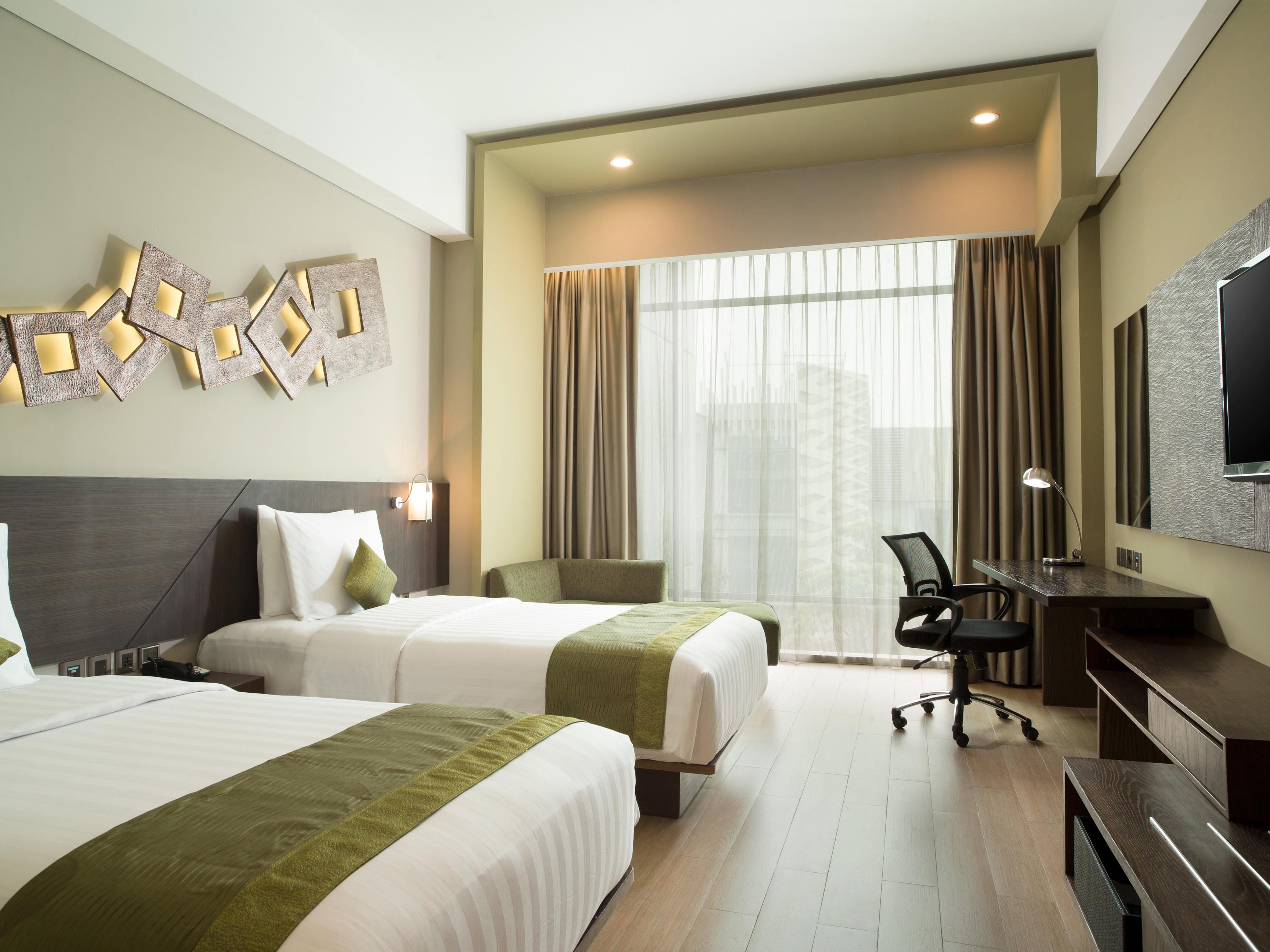 holiday inn cikarang jababeka