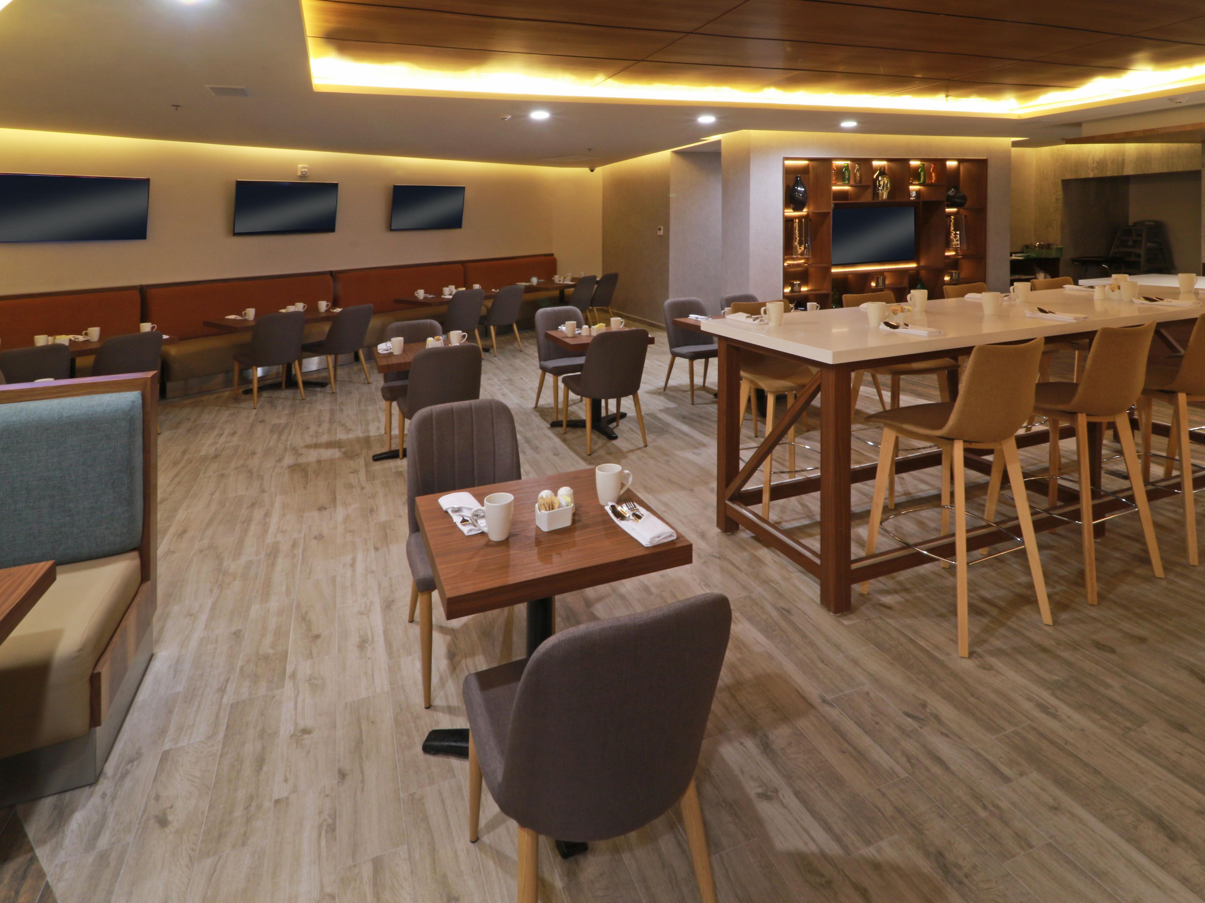 You don't have to leave the hotel to have the best food! Get the service from the comfort of your room.