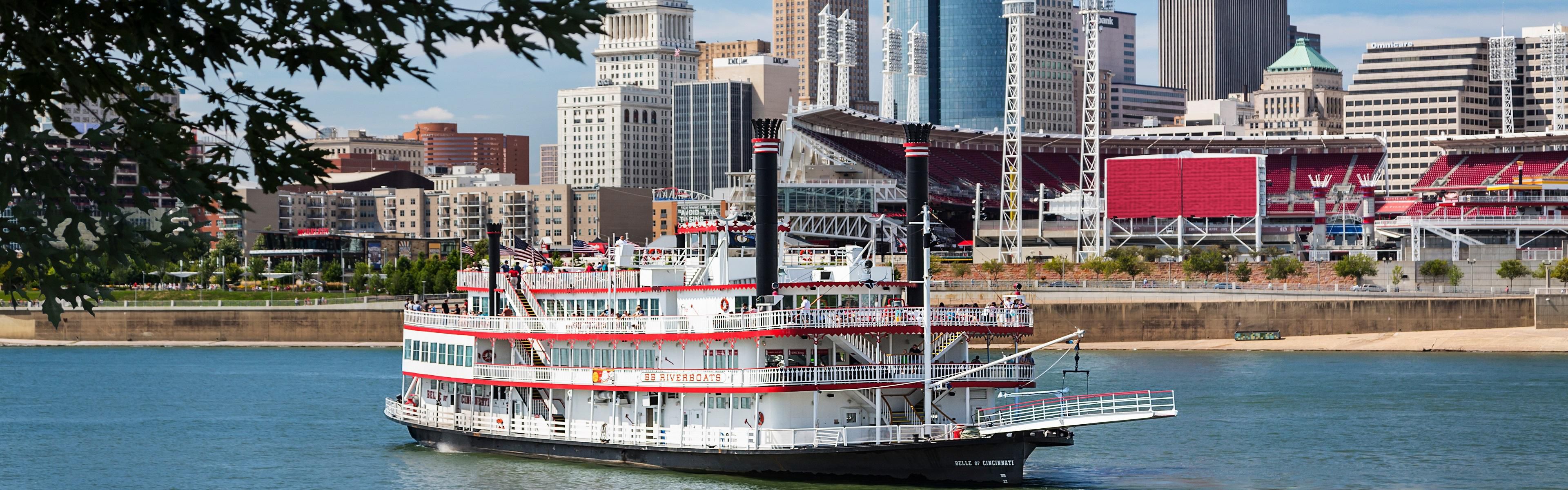 Explore the best of the city with access to downtown Cincinnati.