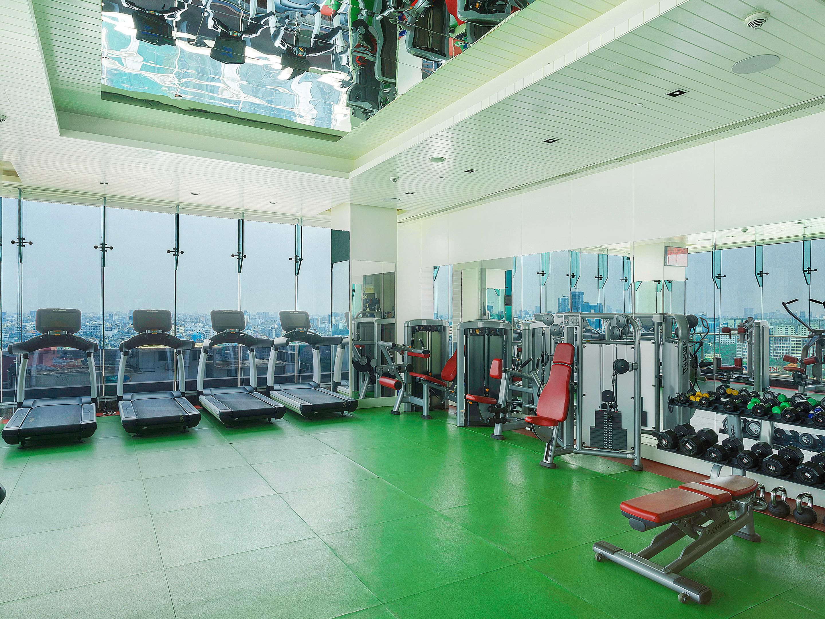 Meet your fitness goals at our fully equipped state-of-the-art Fitness Centre and reach your fitness goals while taking advantage of our yearly membership package.
