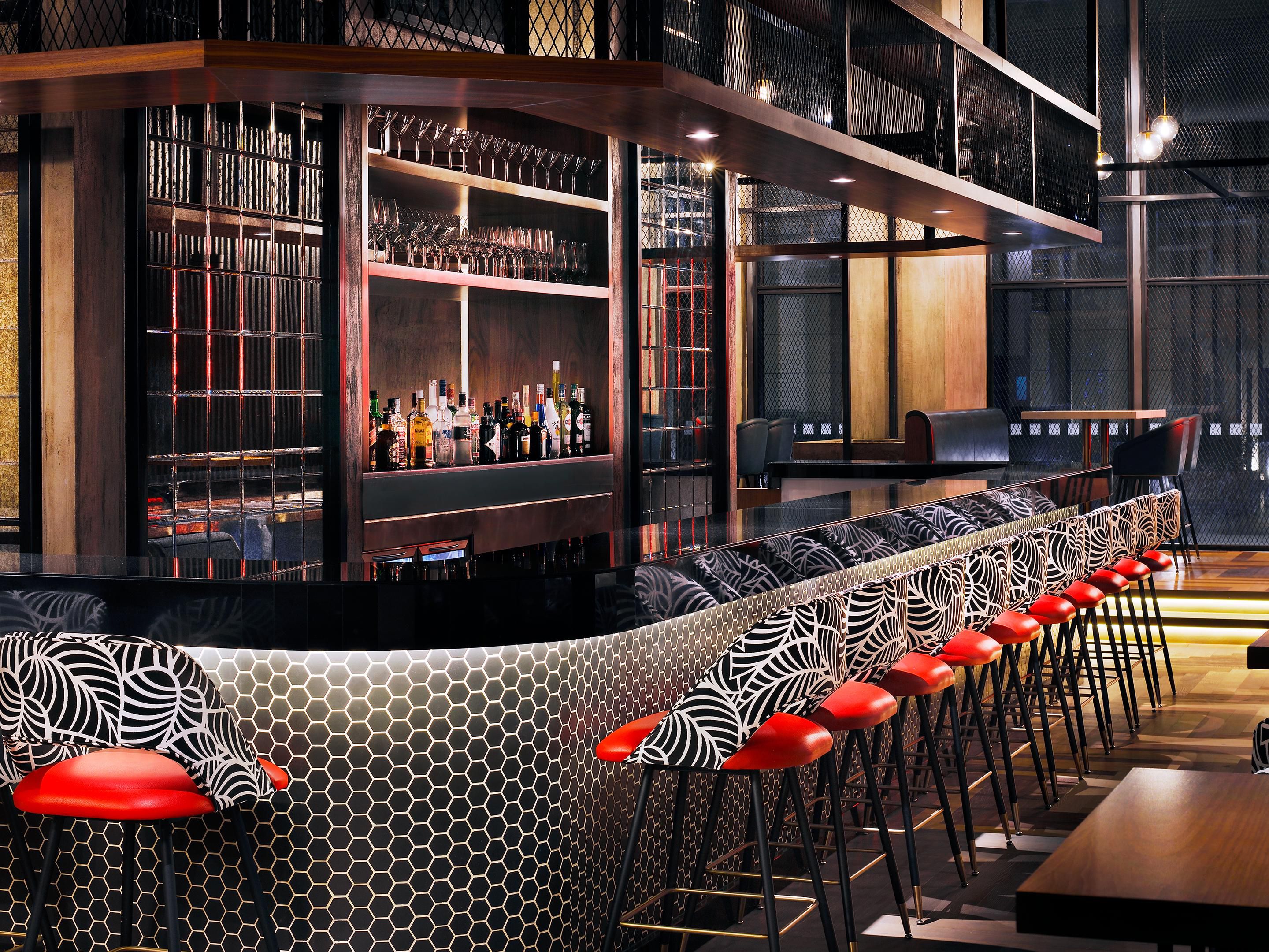 Located next to Expo City, the hotel offers a warm, inviting atmosphere to share great food and have a good time with friends and family at Southcentral. To start the day, our on-site restaurant CuiSines serves a breakfast buffet where guests can choose from a variety of items ranging from healthy and nutritious options. 