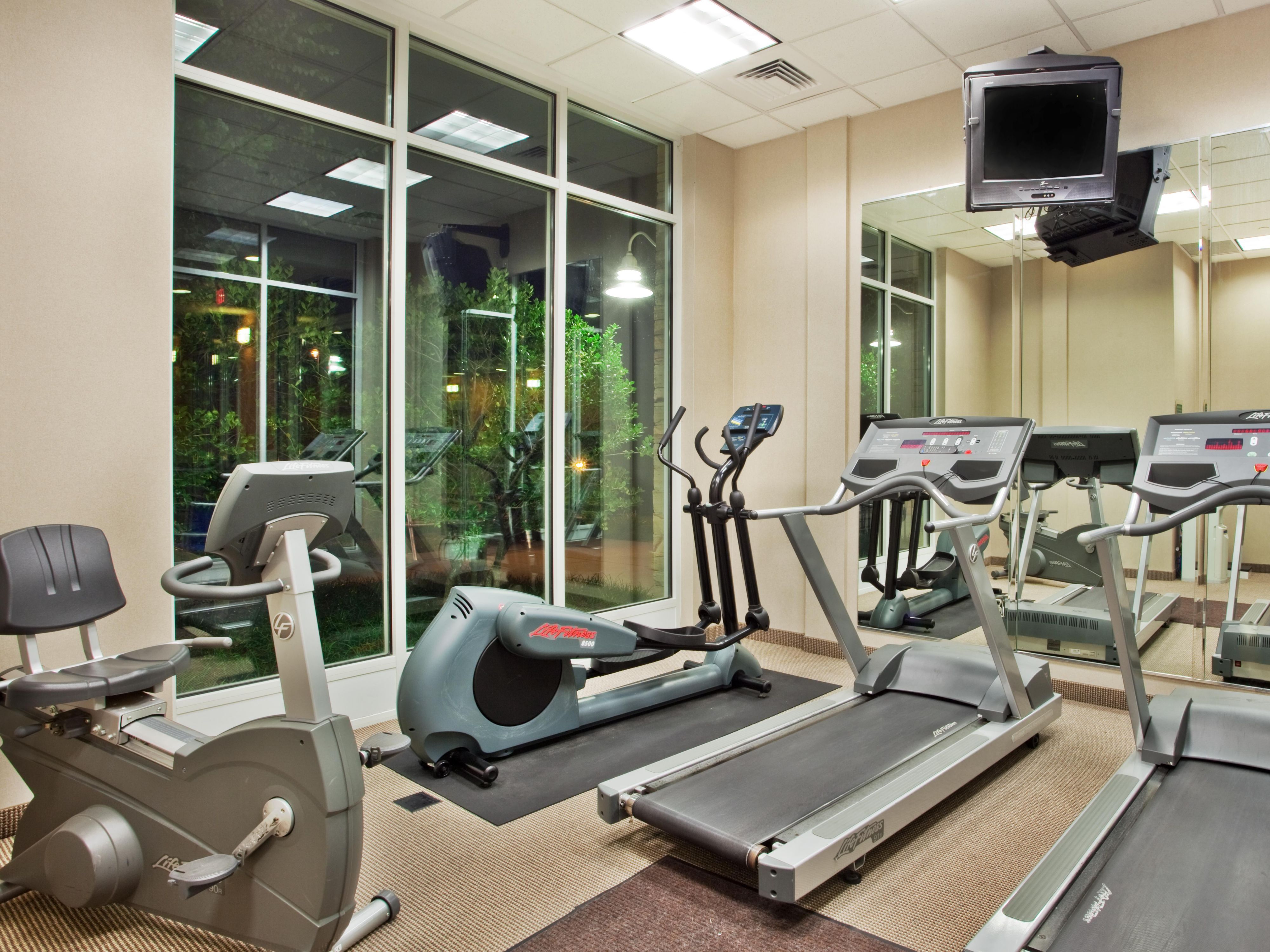 Get energized and stay active in our fully equipped Fitness Center available from 5:30 AM – 11:00 PM. Whether you prefer cardio exercise first thing in the morning or an evening strengthening session with free weights, we provide everything you need for a satisfying workout experience.