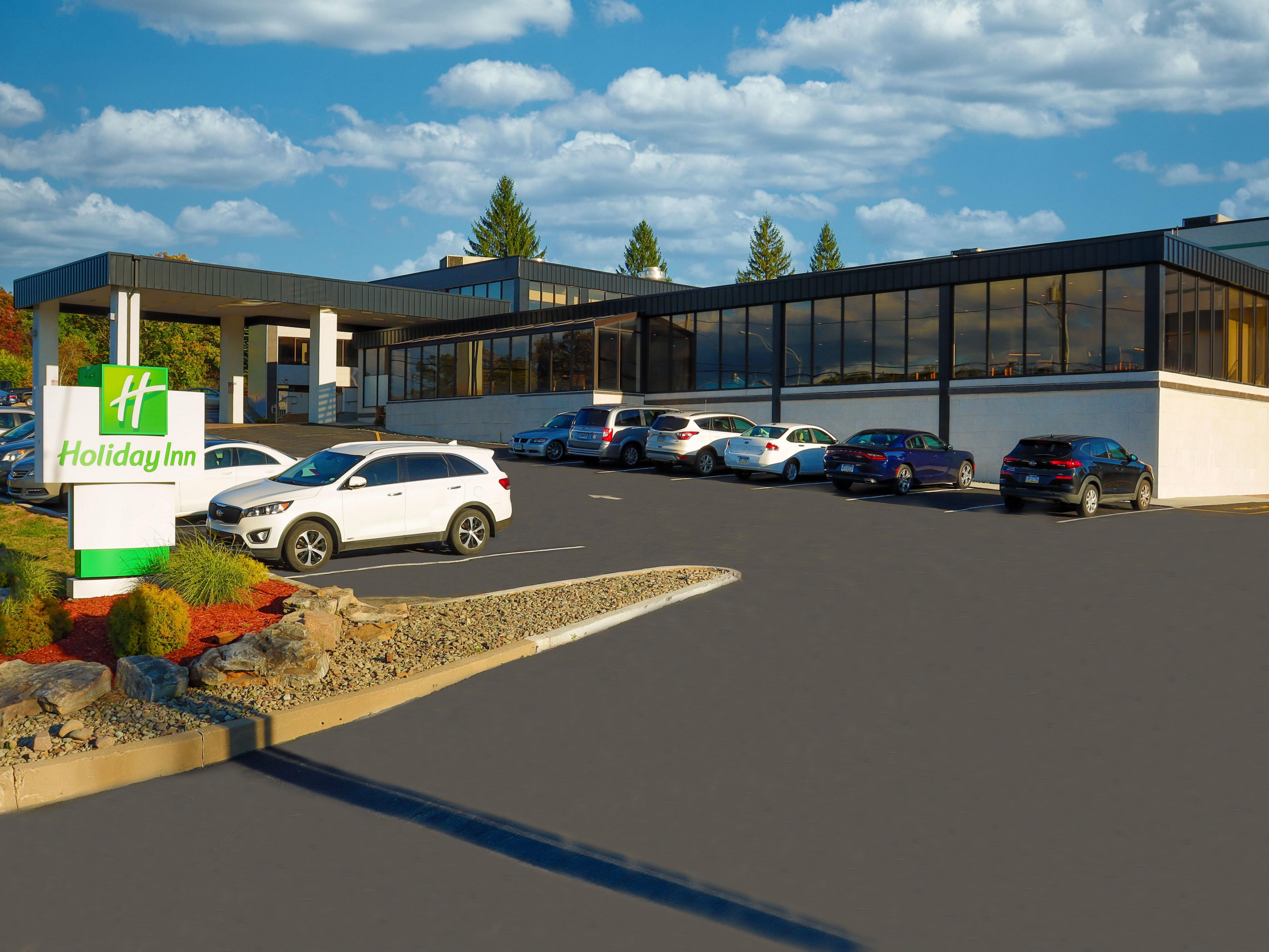 If you are in the area visiting the Lost Trails, stay with us and enjoy our True Hospitality. We offer a special discount for guests riding the Lost Trails!