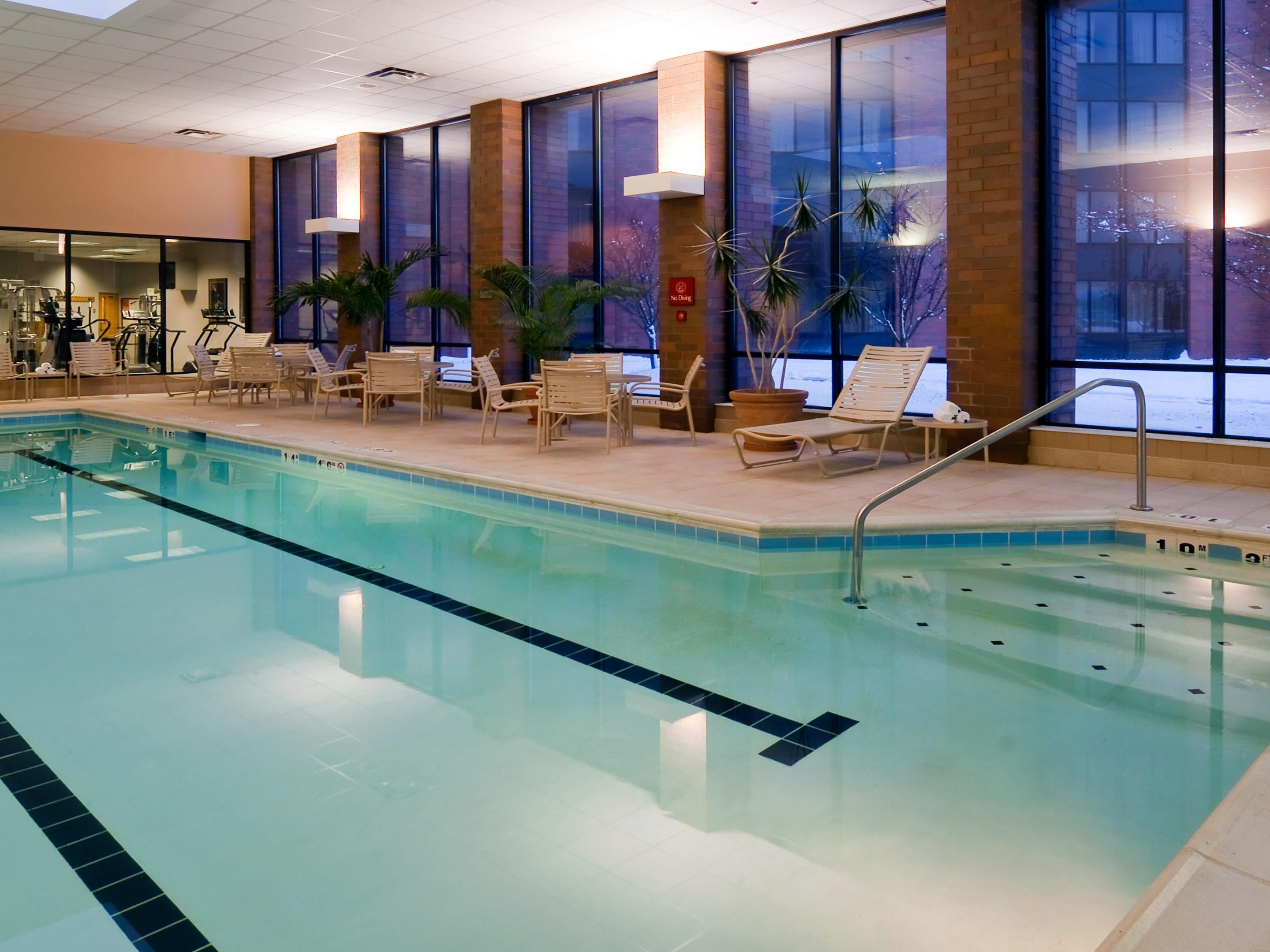 Take a break with a swim in our indoor pool. It’s perfect for relaxing after a workout or spending time with the kids. To help everyone enjoy their time safely, just check in at the front desk to reserve a swim slot during your stay.