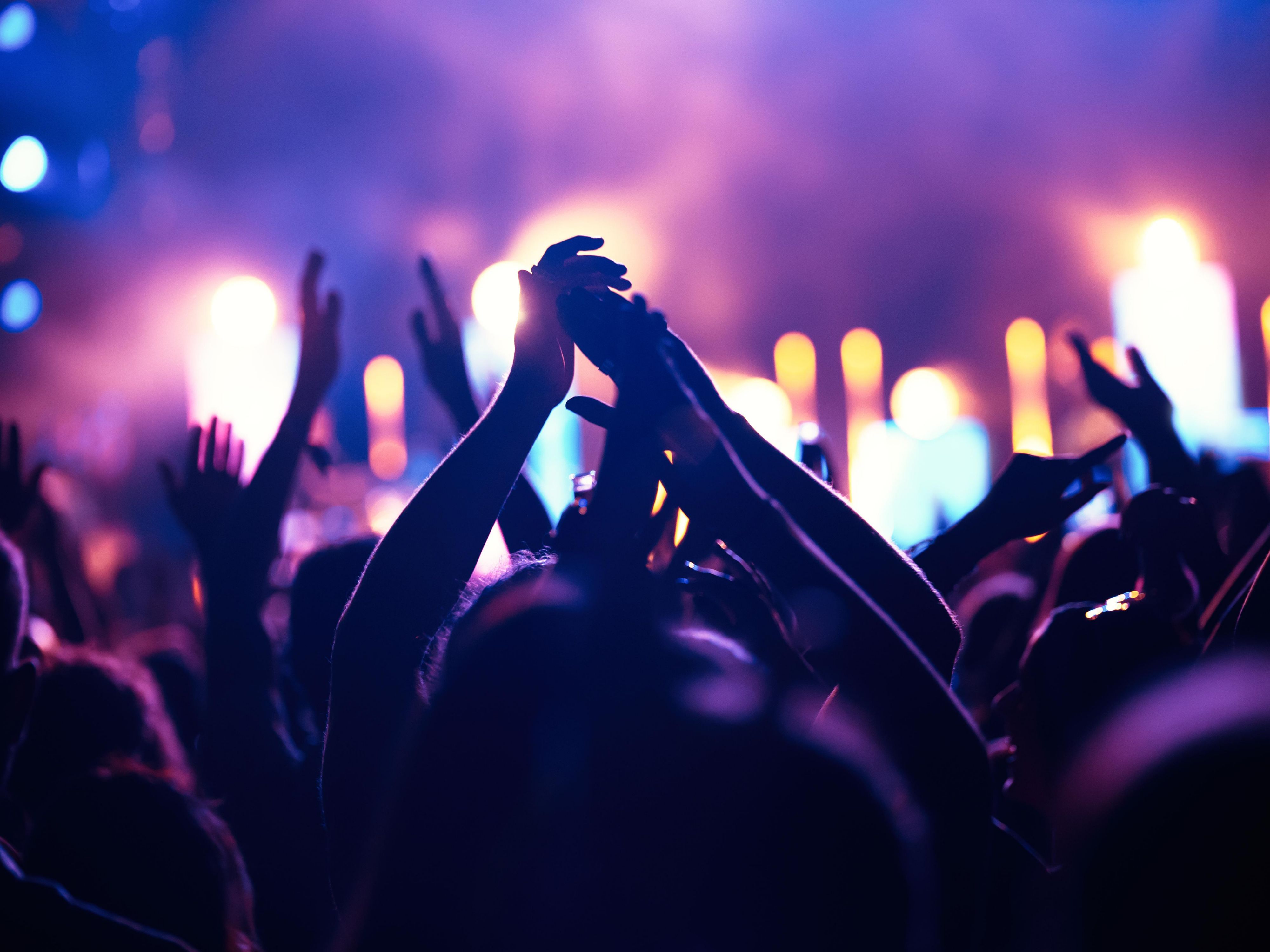 Each autumn, Amsterdam becomes the world’s unofficial capital of electronic music. For five days, countless venues across the city turn into a haven for music lovers and travellers chasing one rhythm. It is not just a festival, it‘s an adventure through sound and culture in a city that never misses a beat.