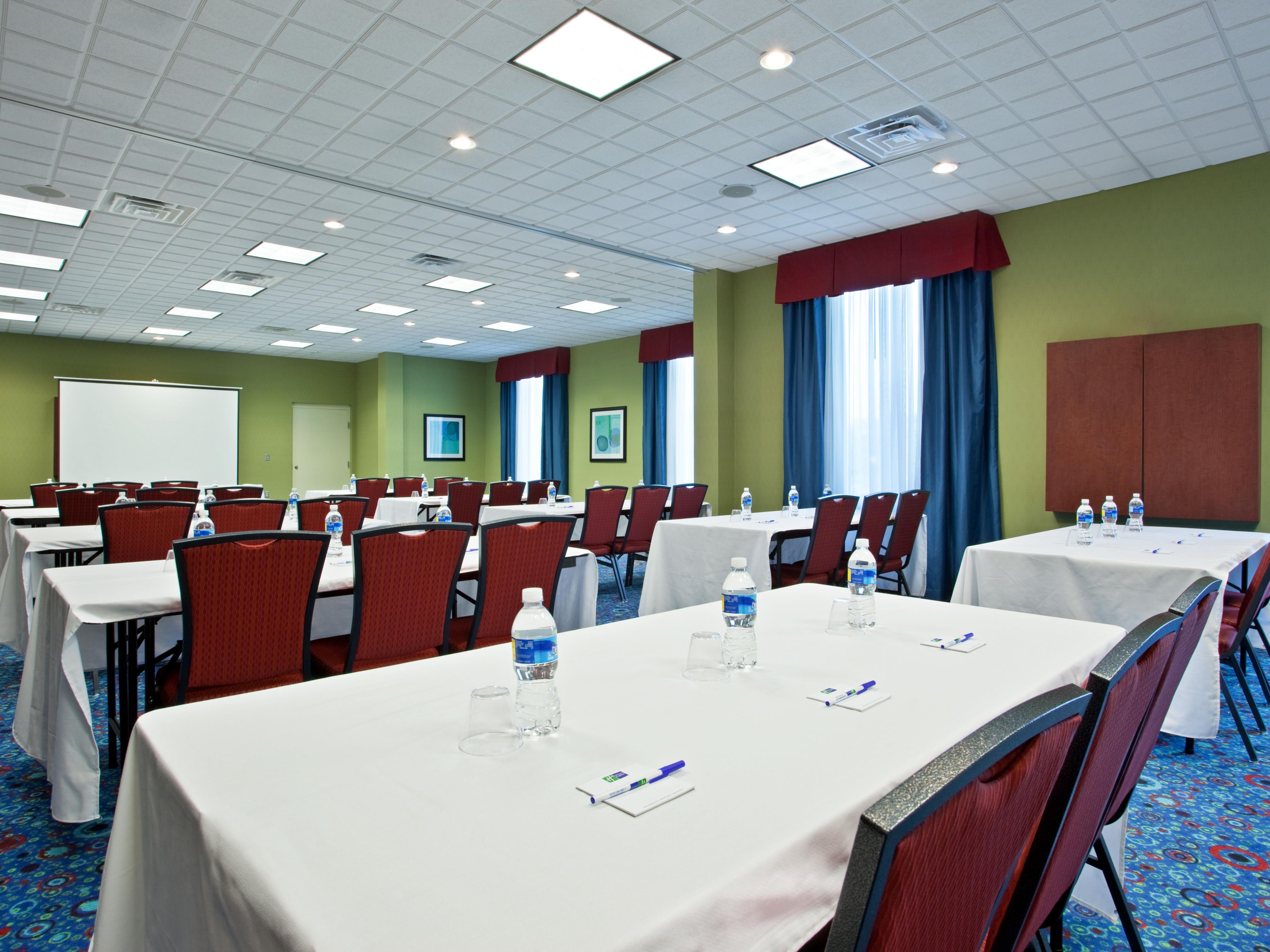 Contact our sales team to host your next meeting or event at the Holiday Inn Express Akron 
