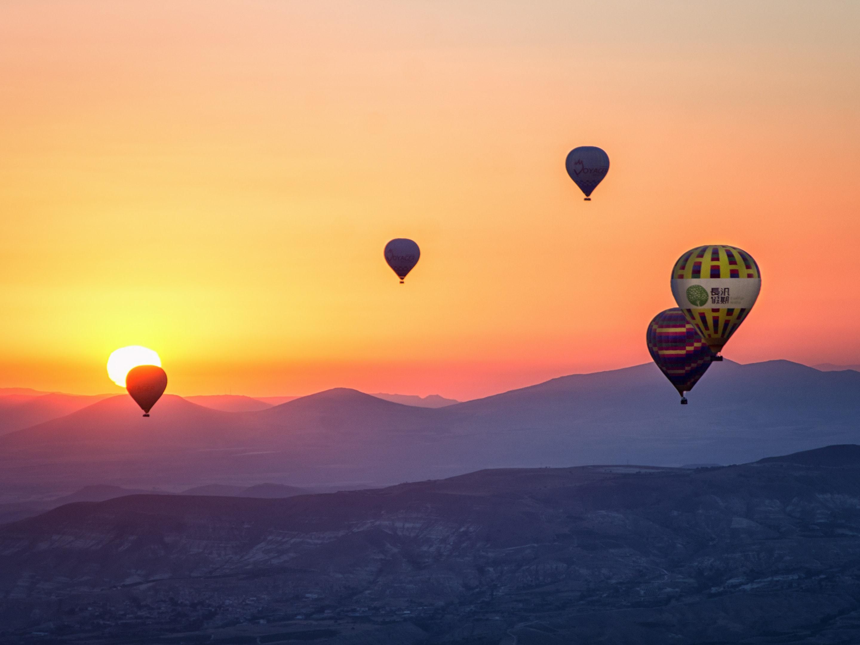 Join us October 4–12, 2025, for the 53rd annual Albuquerque Balloon Fiesta—the largest balloon event in the world! Enjoy a packed entertainment schedule, breathtaking balloon rides, local vendors, and more. We are offering shuttle services to the nearest Park & Ride location at Coronado Center. Book now. Rooms are filling up quickly!