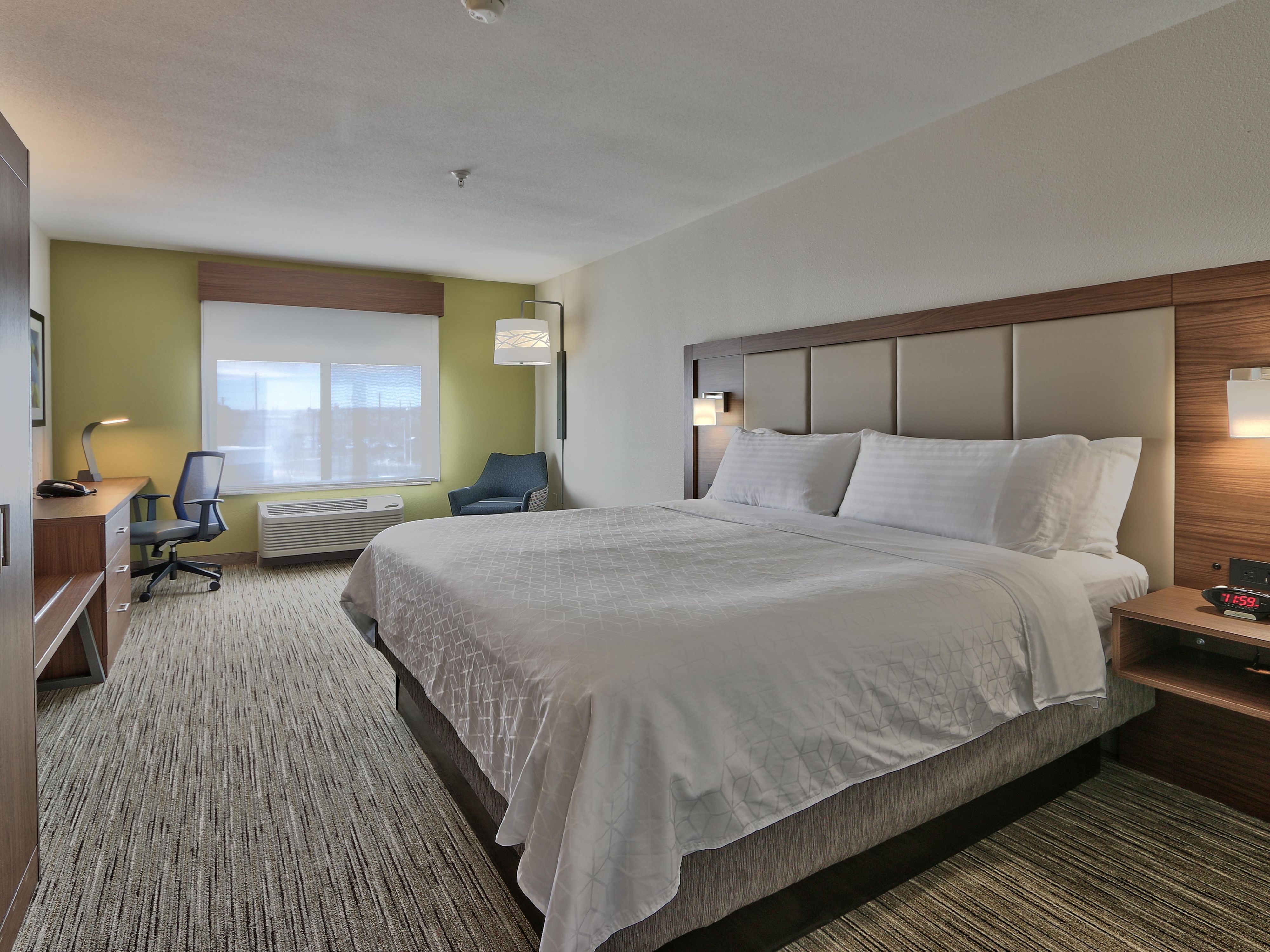 Treat yourself to a rewarding stay in a pet friendly One Bed Room.
