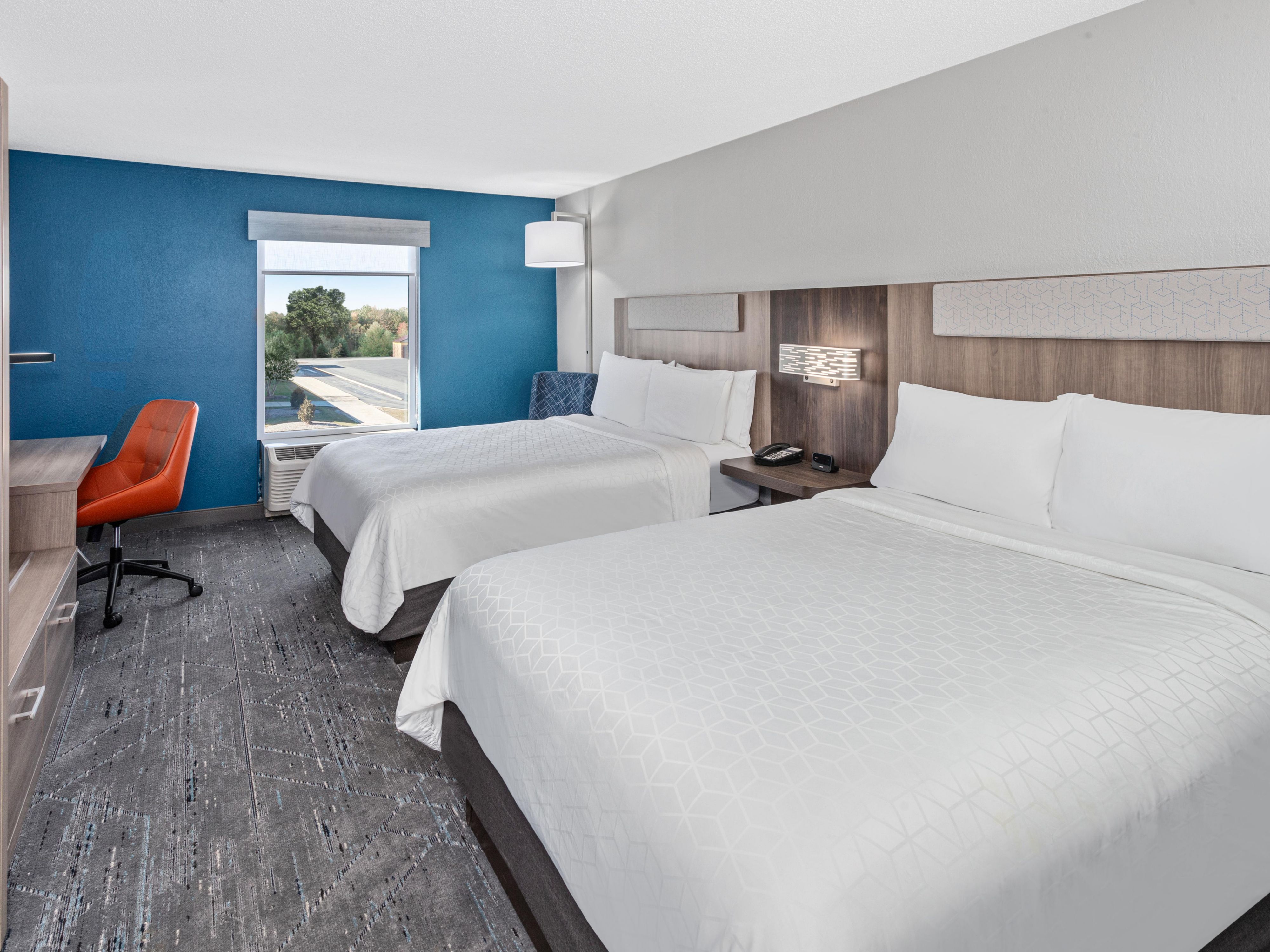 Queen Bed Guest Room