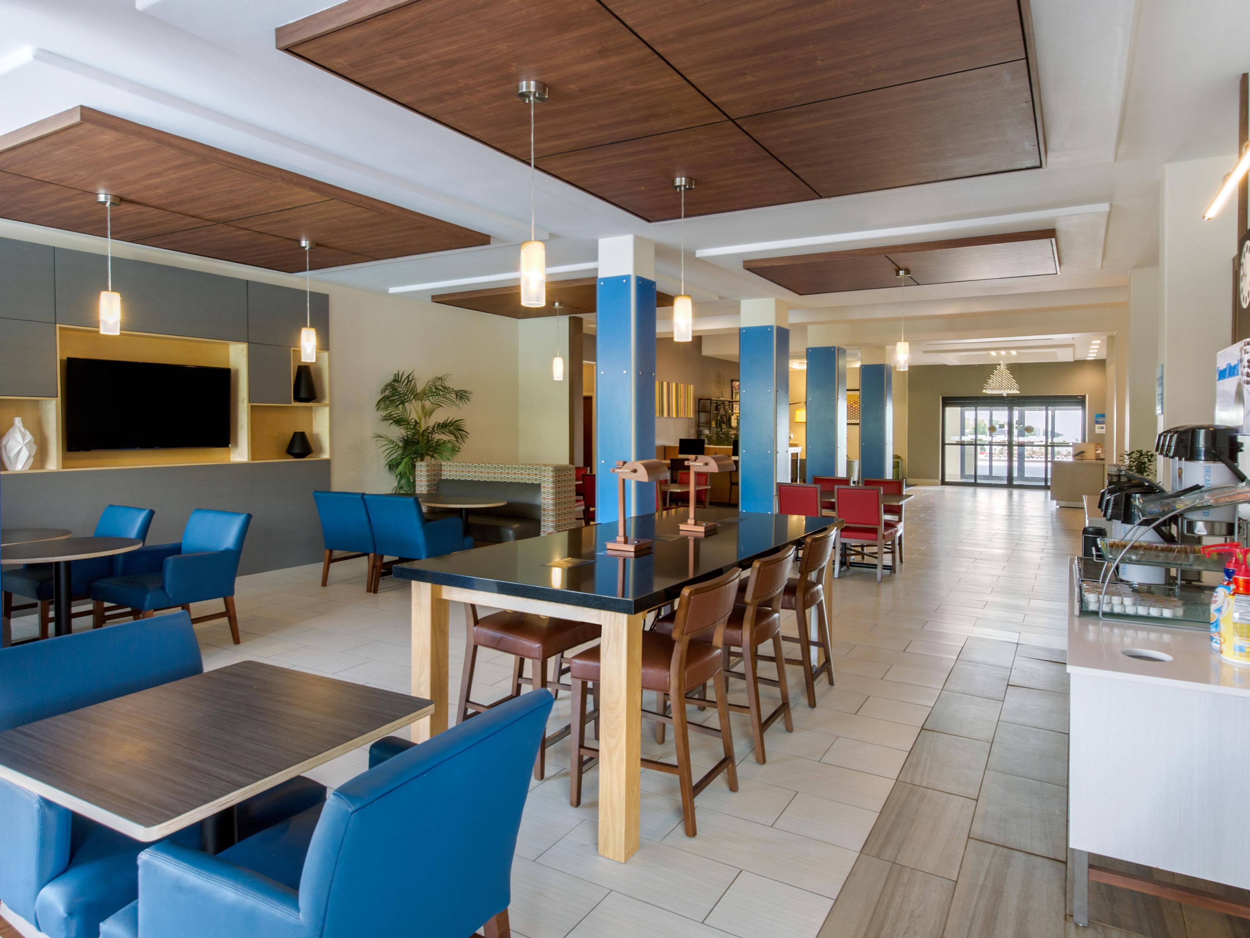 The Holiday Inn Express offers one of the best breakfast buffets in the area. Enjoy both hot and cold items each day. Hot items include Veggie and Cheese Omelets, Scrambled Eggs, Crispy Bacon, Sausage, Turkey Sausage, Fluffy Pancakes, and gooey Cinnamon Buns.