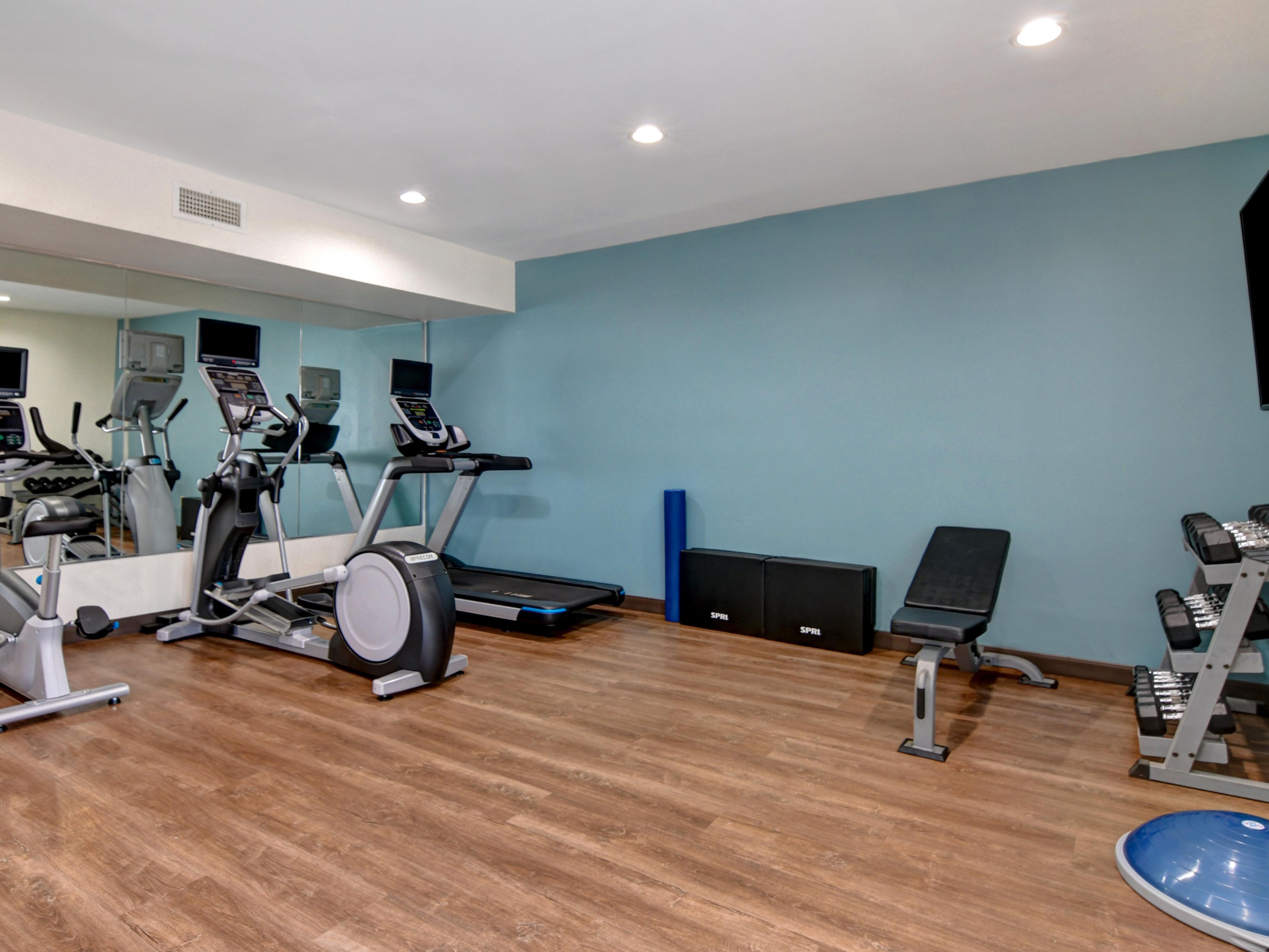 Our on-site fitness center offers a variety of cardio machines and free weights. We make it easy to keep up with our fitness routine while you are traveling.  