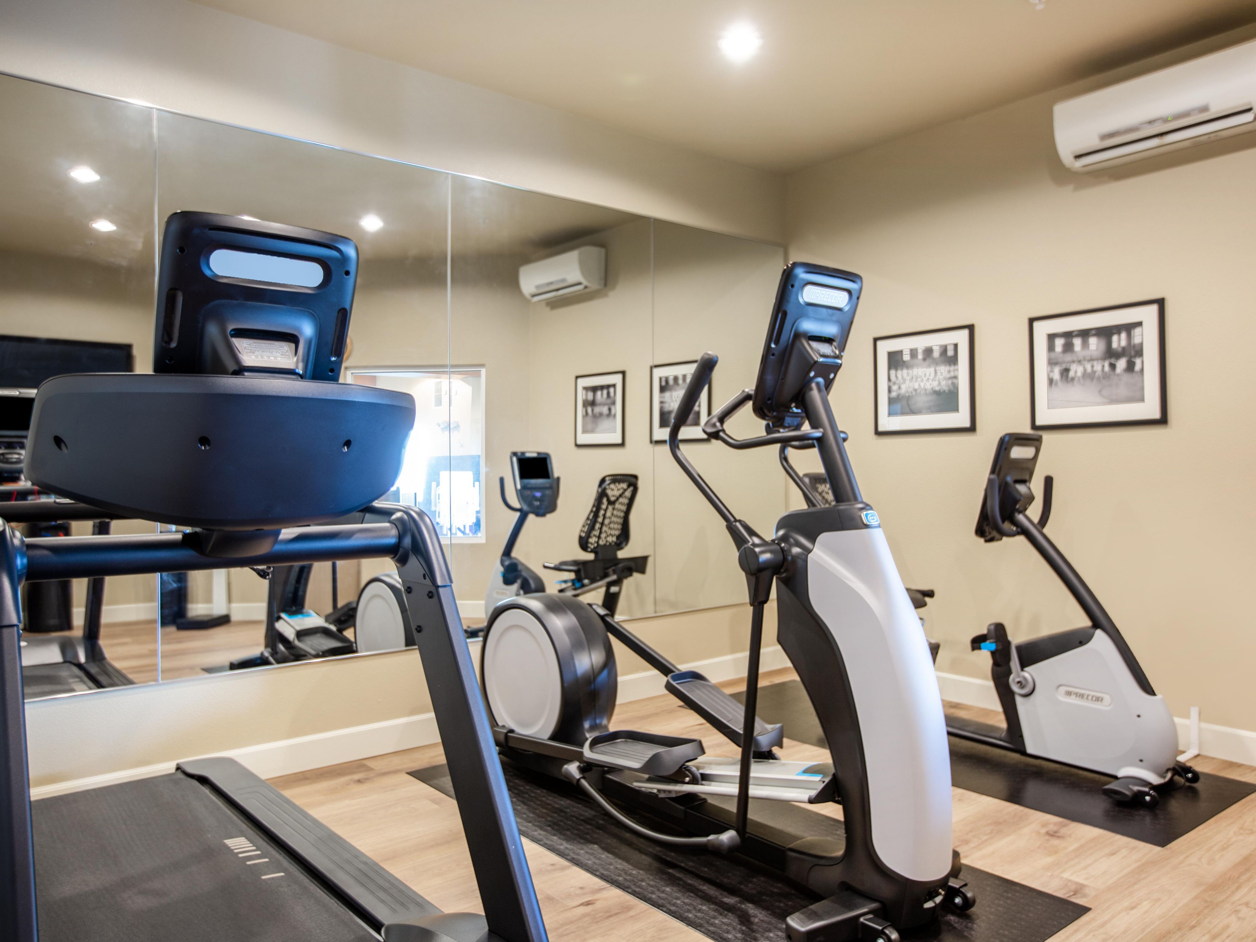 Stay on your fitness routine in our fitness room. 