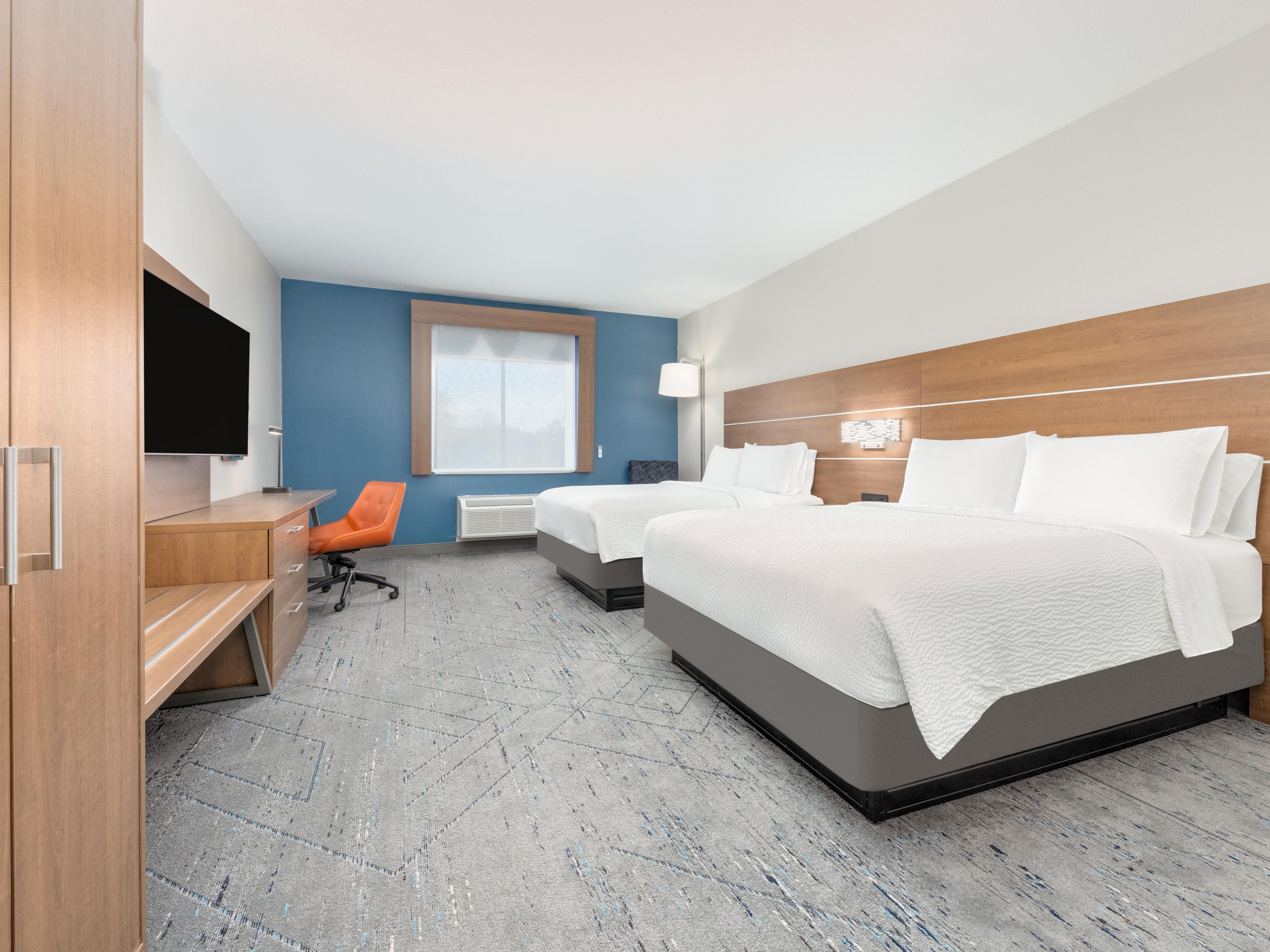 Double Queen Guest Bedroom