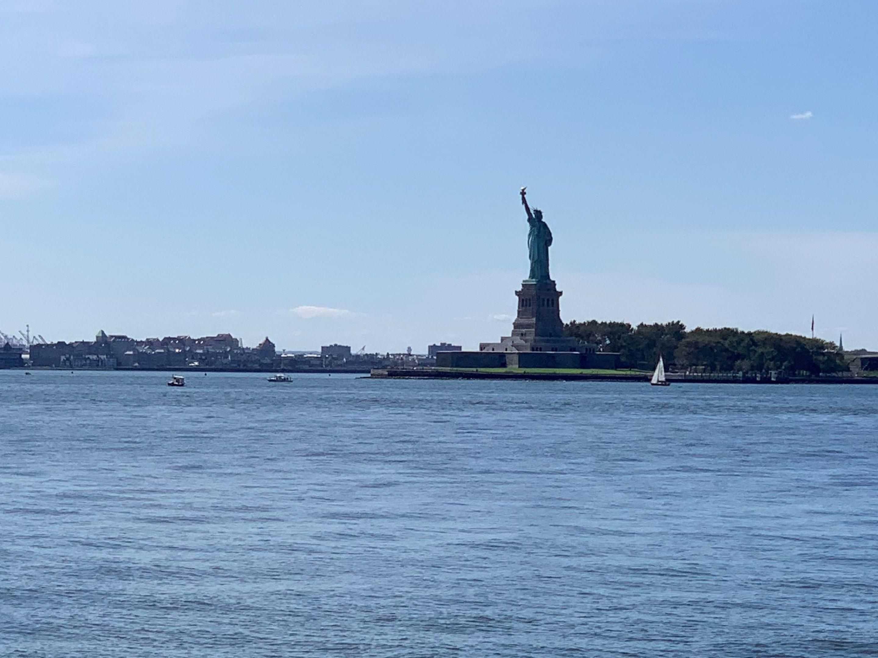 Catch a train, or take a quick drive into the city for shopping, entertainment, sightseeing, and some of the best restaurants in the world. Plus we're conveniently located near several major corporations including Bayway Refinery, Phillips 66 Refinery, Clean Harbors, and more.