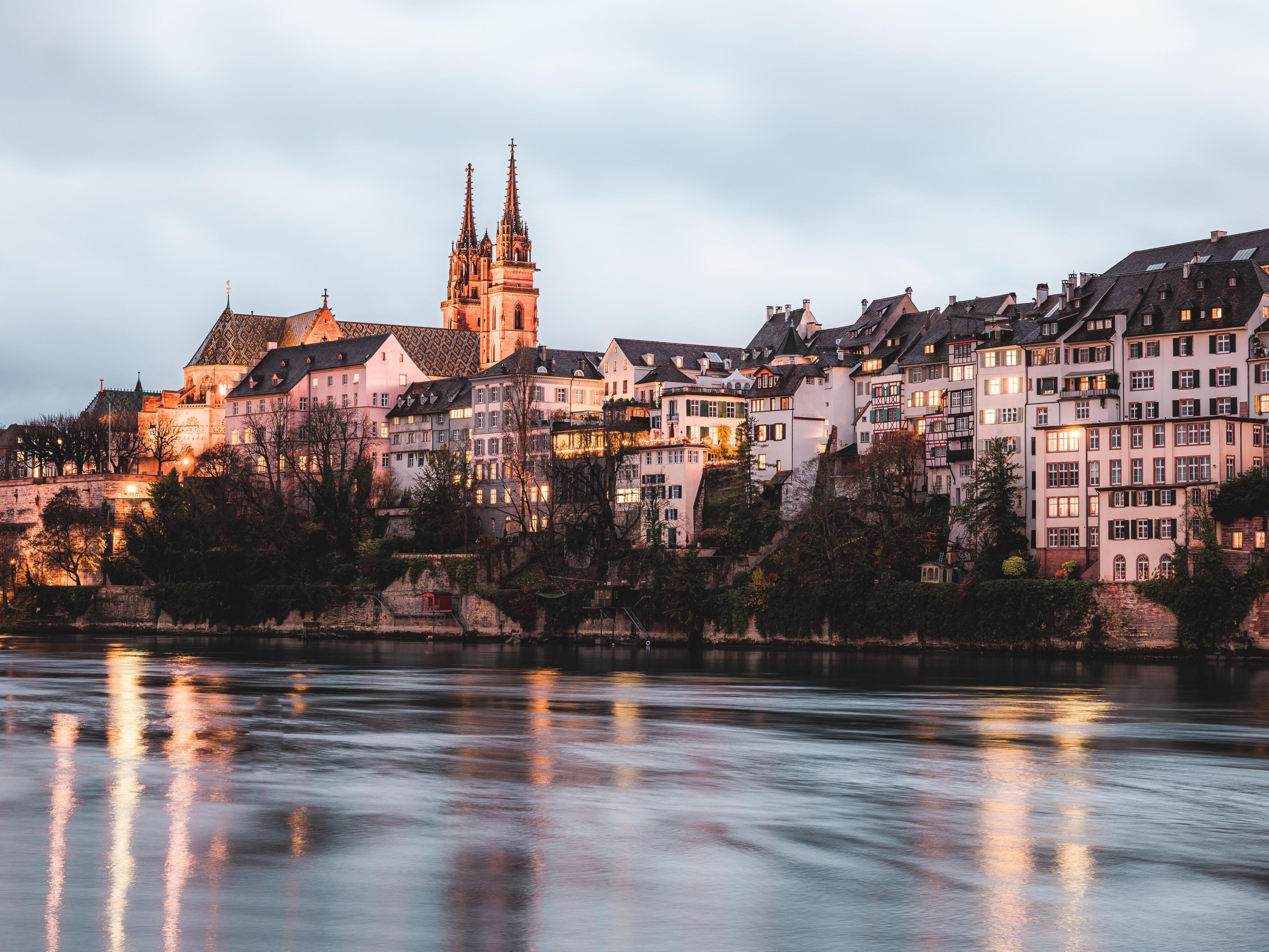 As an overnight guest from outside the canton, you'll receive the Guest Pass. This includes a Mobility Ticket for unlimited free public transport in the Basel region during your stay and discounts on over 20 local attractions.