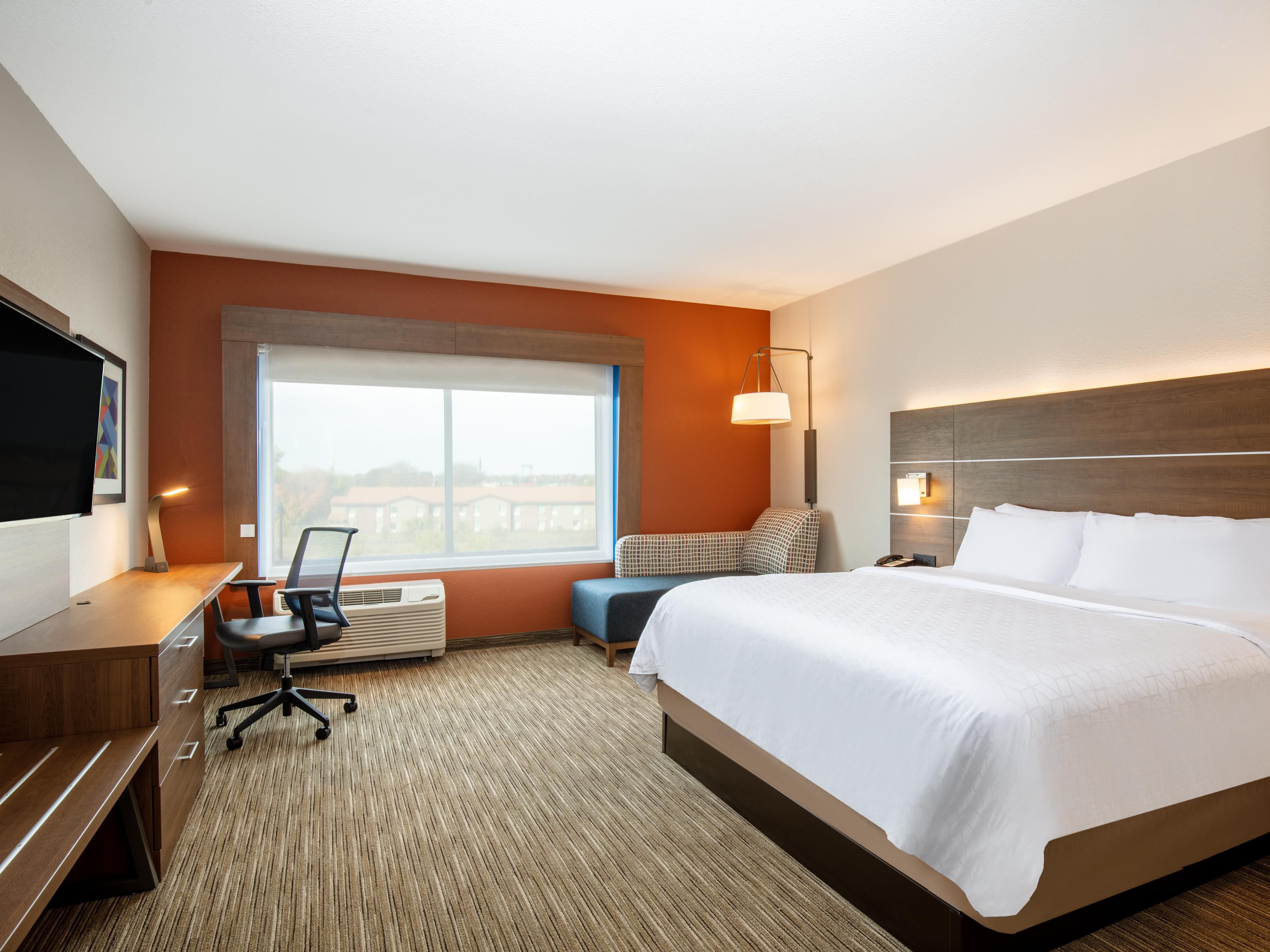 King Bed Guest Room
