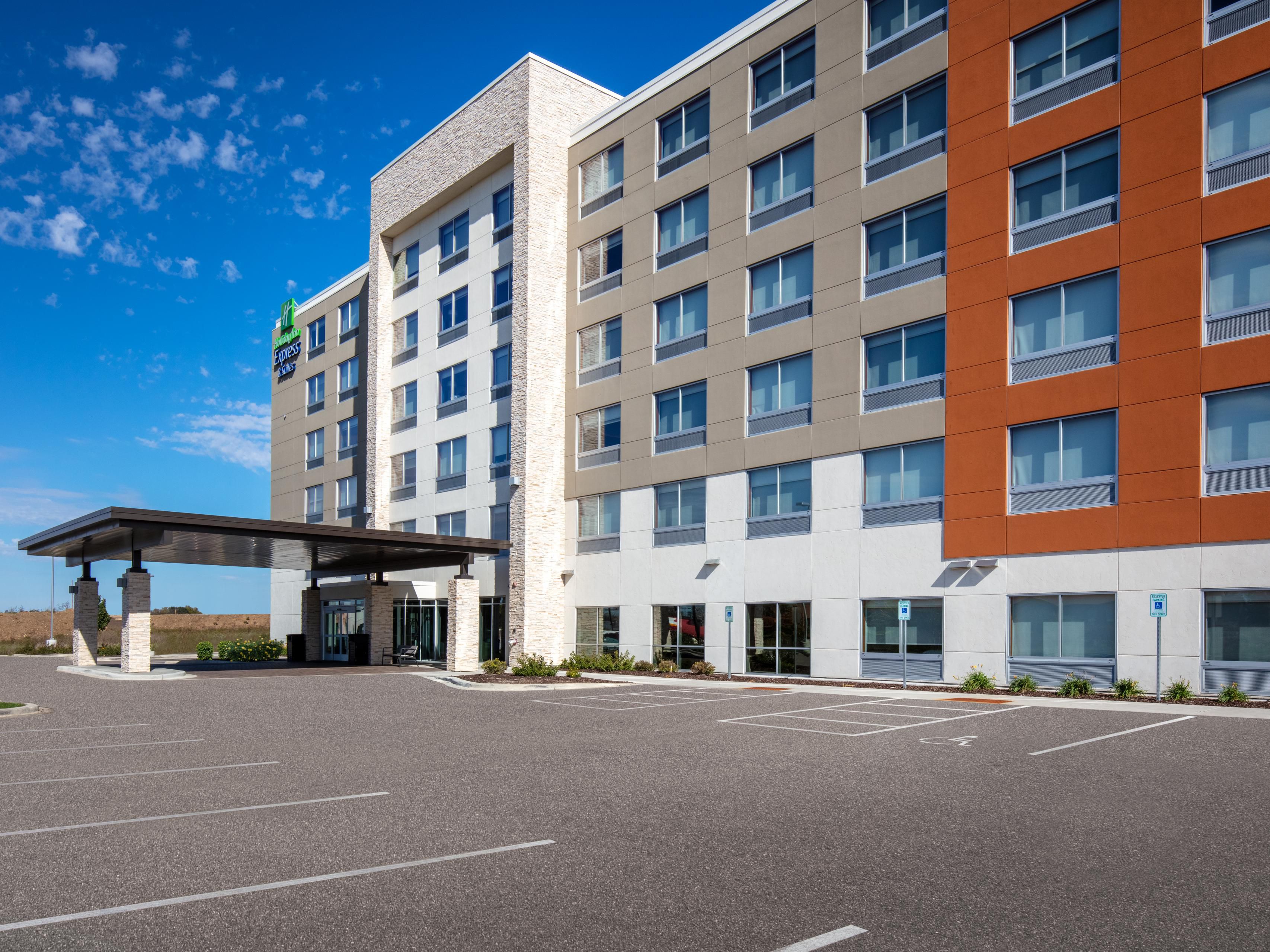 Welcome to the Holiday Inn Express Beloit