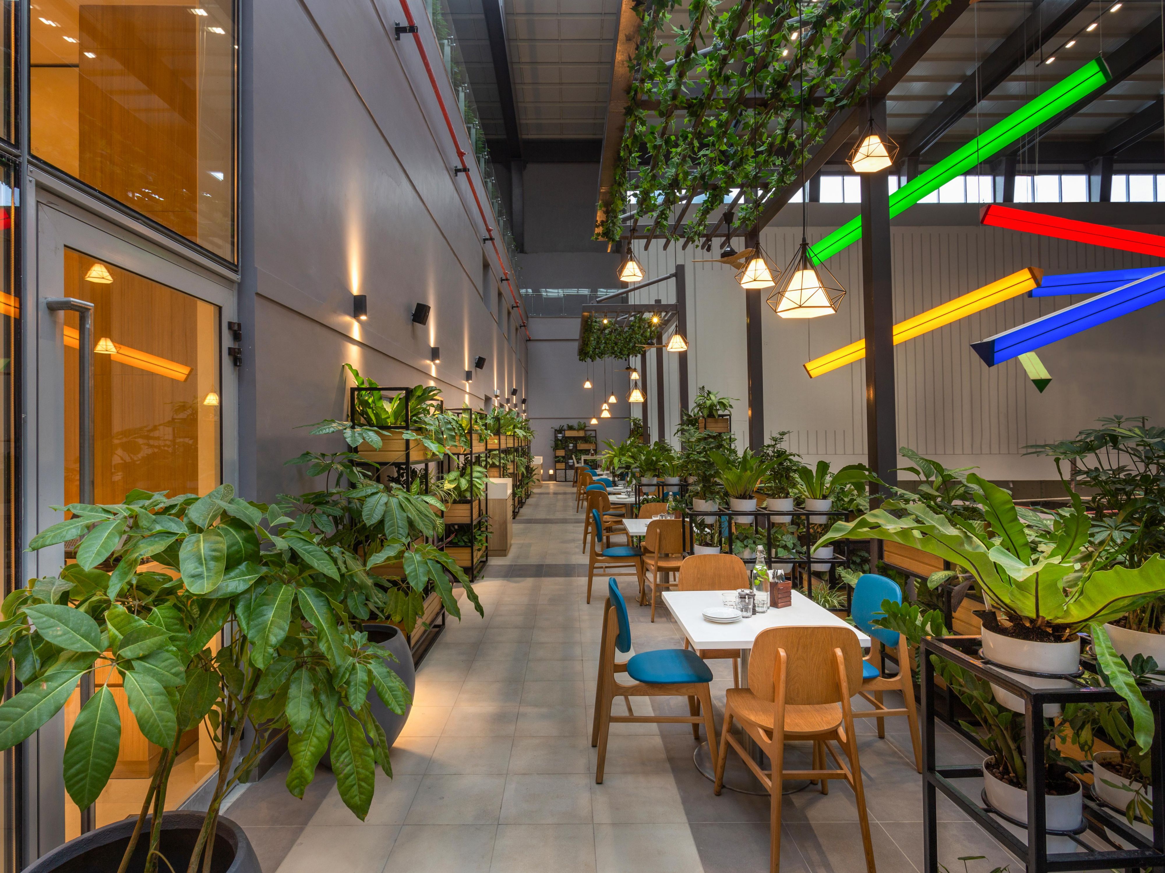 We have a new & exciting dining option available with International cuisine, signature cocktails, live entertainment and weekend brunch!