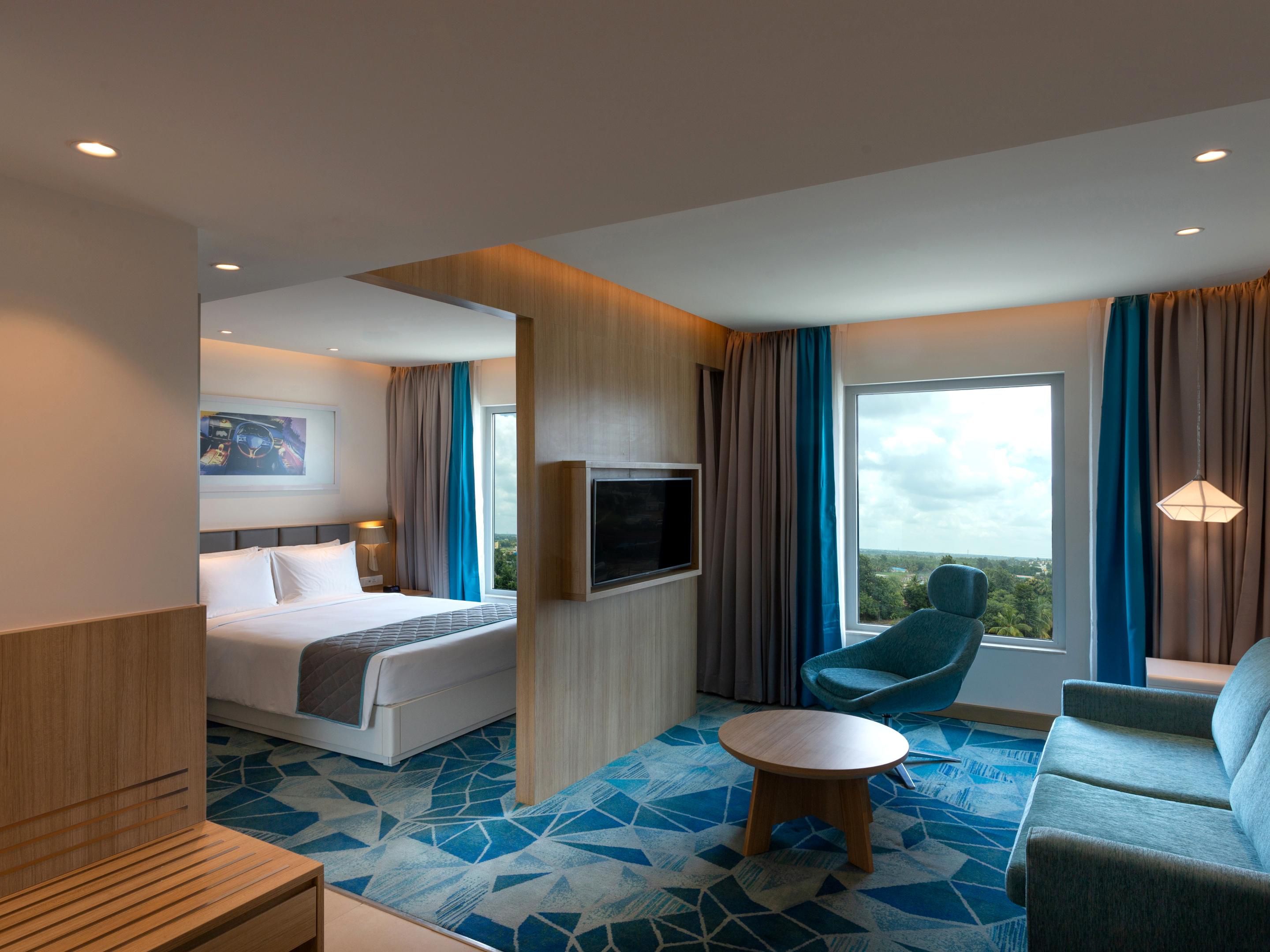 Enjoy a relaxed holiday with your family in one of suites. Catch up on your shopping in the mall and indulge in the live entertainment and buffet dinner on Saturday and Brunch on Sunday with live counter of your favorite delicacies. 