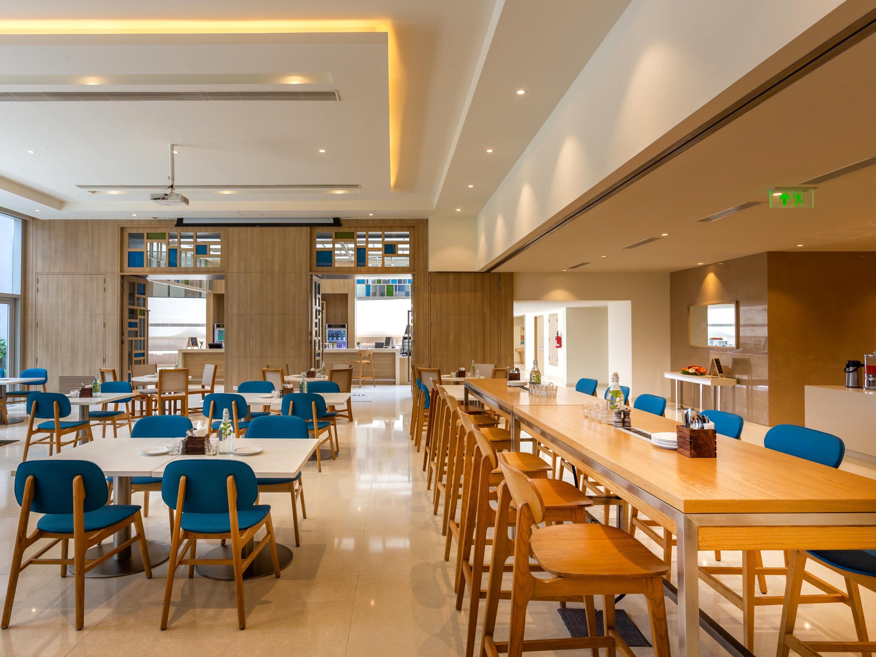 Experience the Sunday magic with our delicious food, refreshing mocktails with live counter and an action-packed Kids' Zone! 
Come dine with us & avail One kids' entertainment activity at LED play zone Orion Uptown Mall.

Every Sunday | 12:30PM - 4:00PM
Great Room Restaurant 