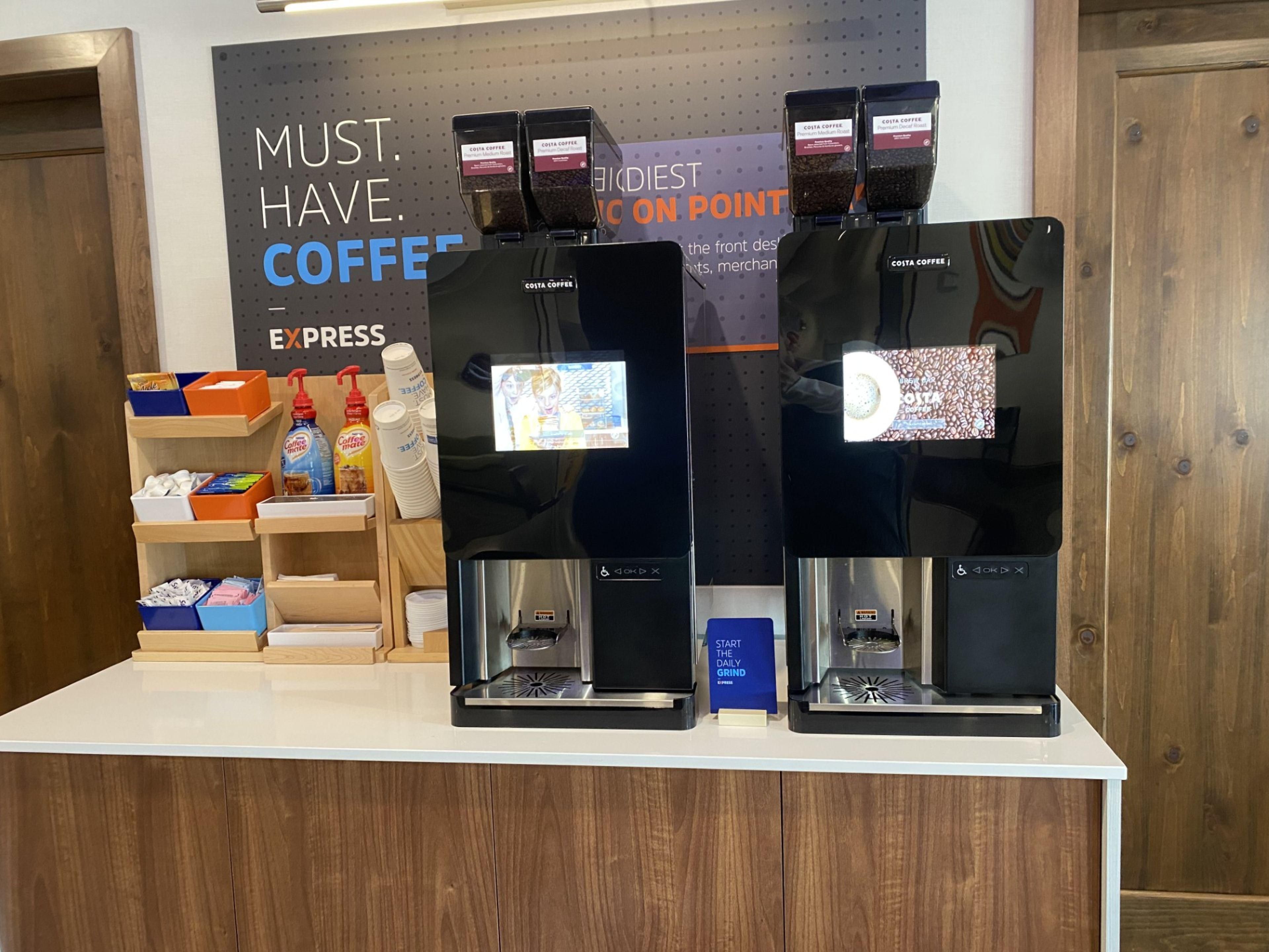 Savor the taste of freshly brewed coffee around the clock with our new bean-to-cup coffee machine, available 24/7 in the lobby. Elevate your stay with us and relish every sip of our exceptional coffee!
