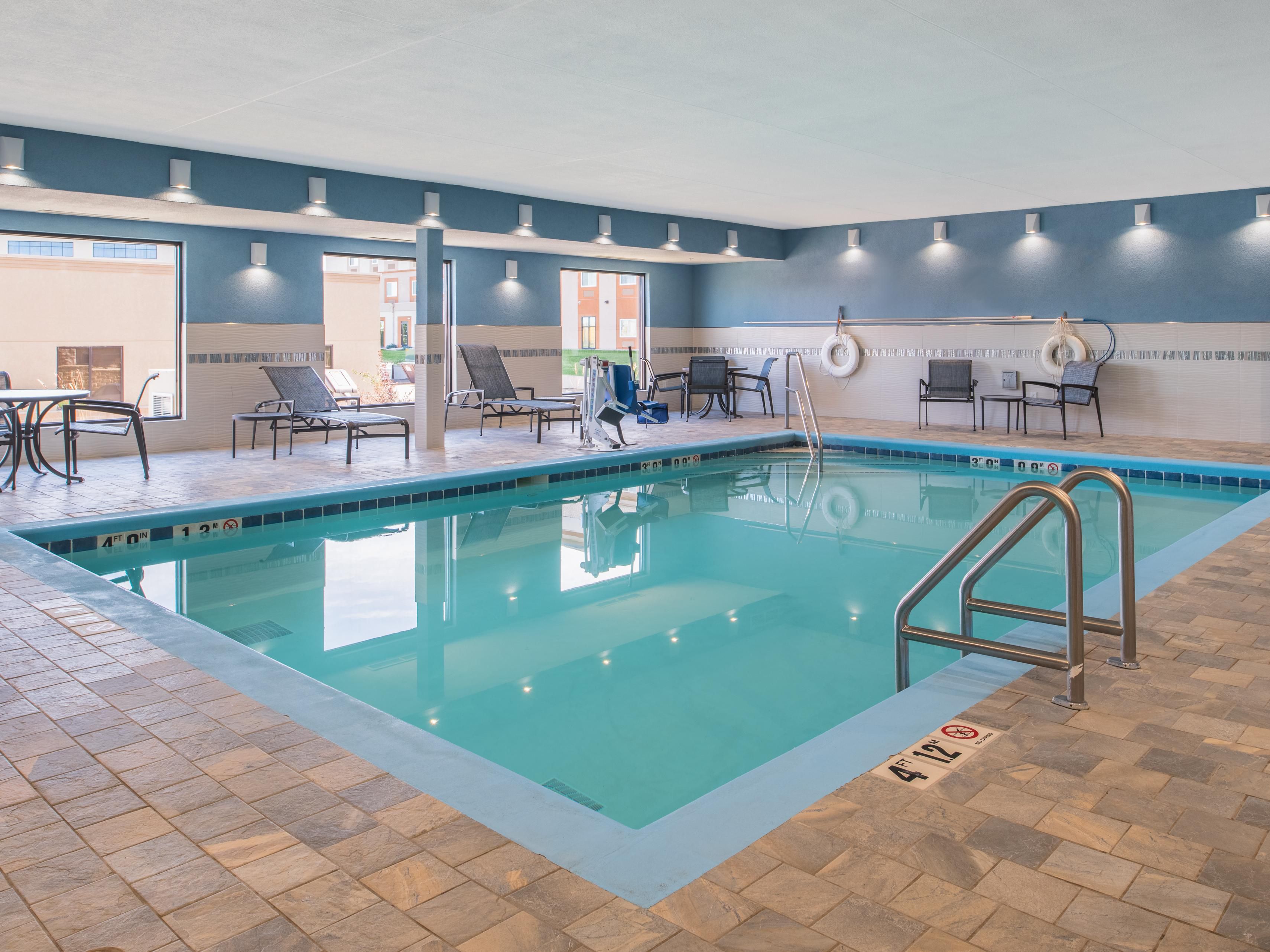 Our pool and hot tub are open from 6:30 AM to 11 PM. 