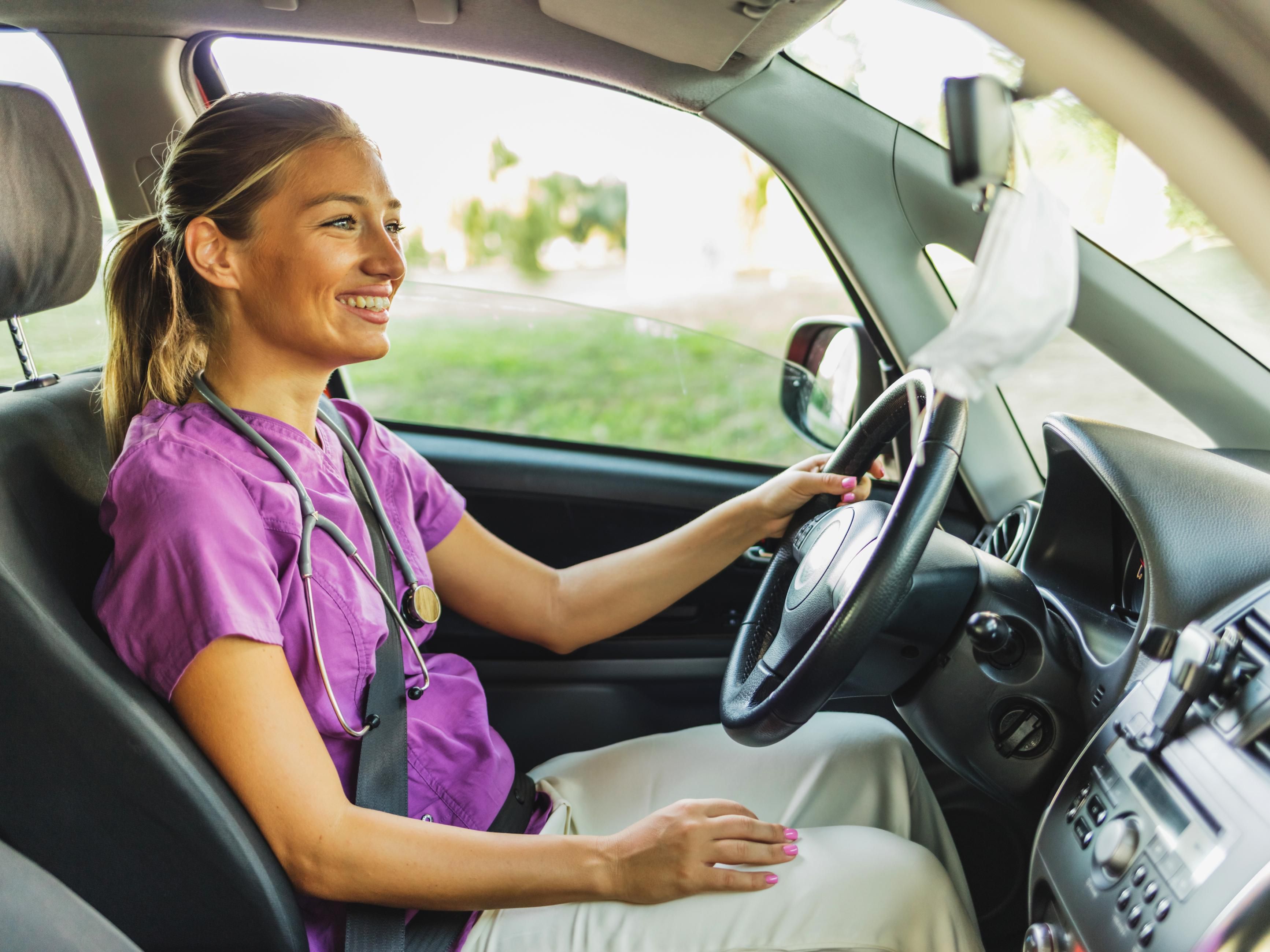 We provide a comfortable stay so you can focus on your patients. Enjoy complimentary breakfast, free parking for all vehicles, and a well-stocked fitness center and pool. With our flexible booking options, you can rest easy knowing we accommodate your contract schedule. We're committed to making your stay feel like a true home away from home.