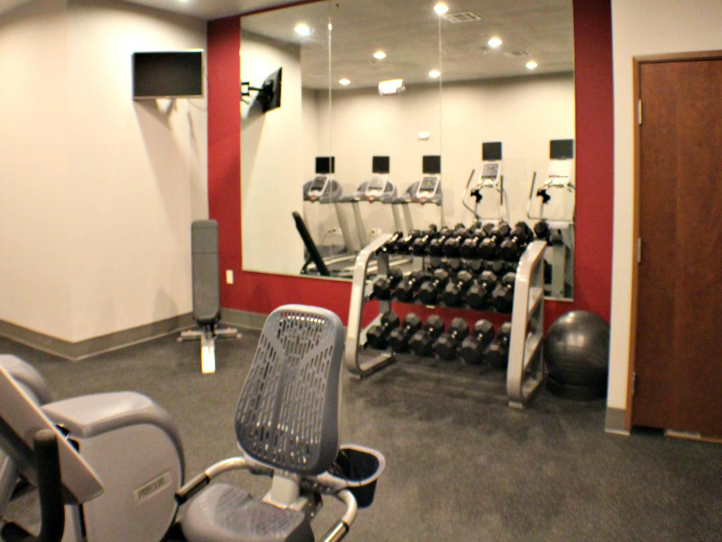 Our hotel makes travel simple with all the essentials you need and more. Take advantage of our 24-hour fitness center and complimentary, hot breakfast. Stay productive with fast Wi-Fi and our 24-hour Business Center, and enjoy our pet-friendly policy.