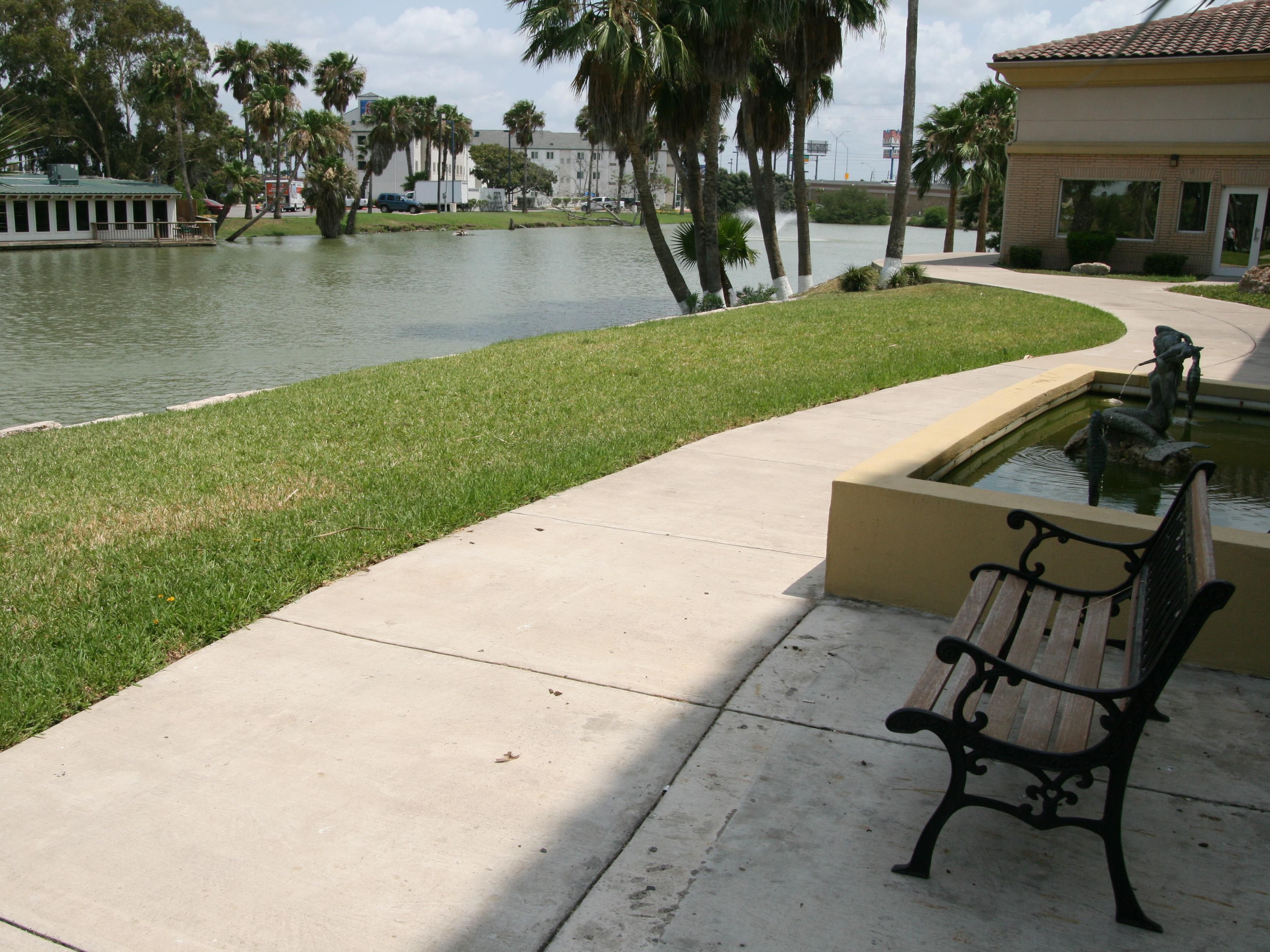 Enjoy a serene stay at our hotel, nestled along a picturesque Resaca. Wake up to tranquil water views and unwind by our refreshing outdoor pool for a peaceful getaway.

