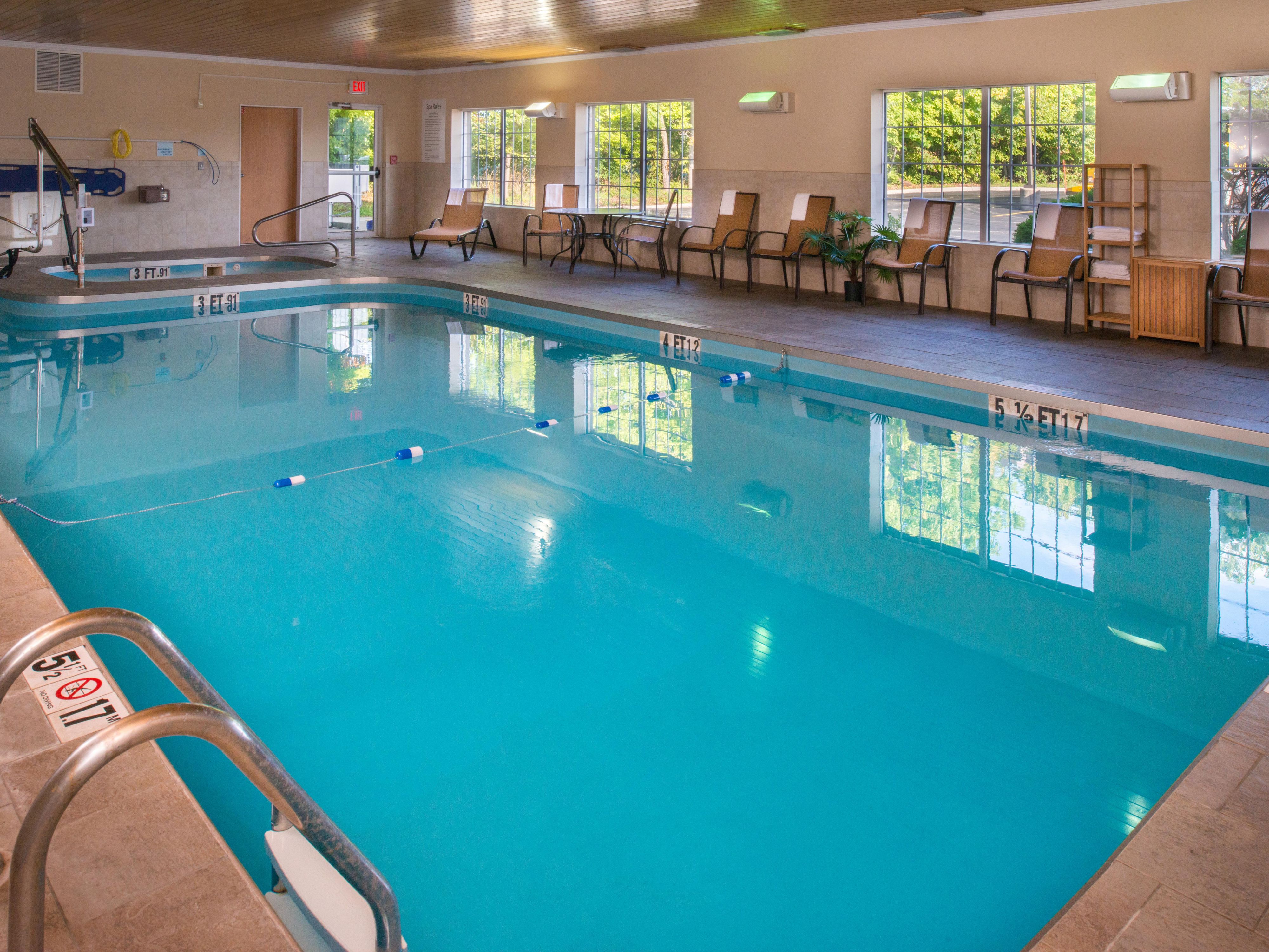 Relax in our heated indoor pool at our Bucyrus hotel! Available daily from 8:00 AM to 10:00 PM, it's the perfect place to unwind after a day of sightseeing or to enjoy some leisure time.