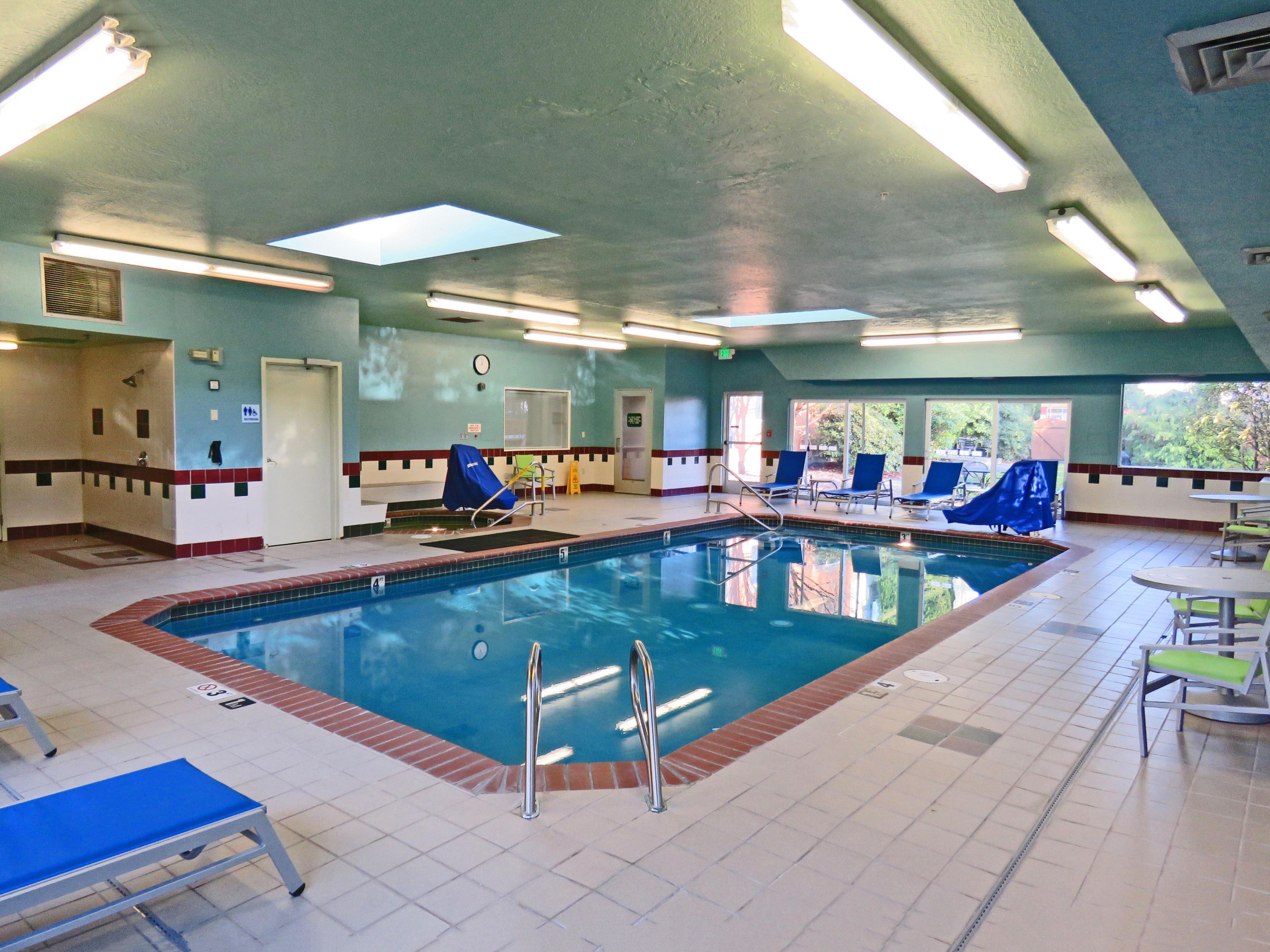 Indoor pool open daily from 6:00am until 10:00pm