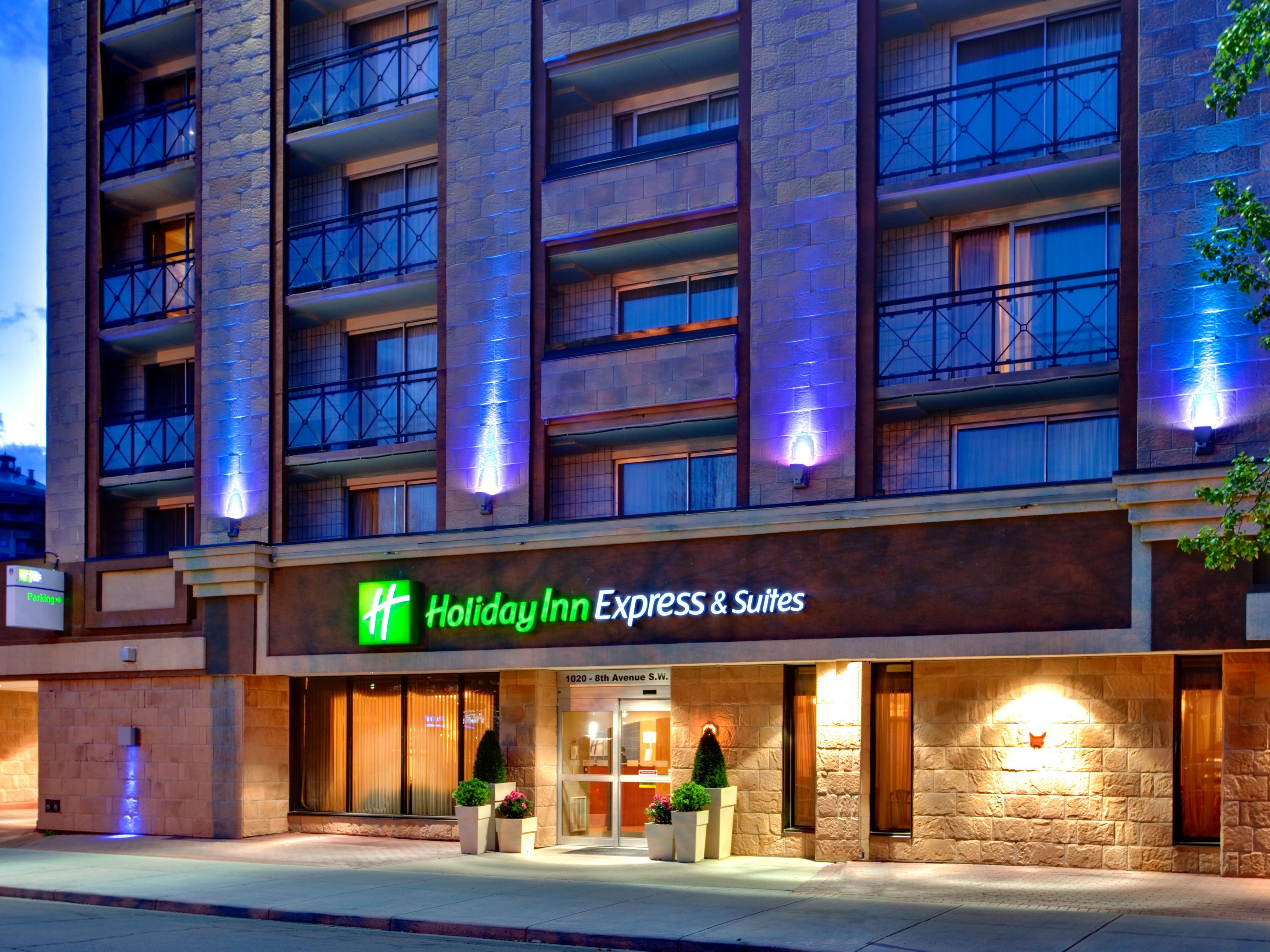 Welcoming you to Holiday Inn Express & Suites Calgary Downtown